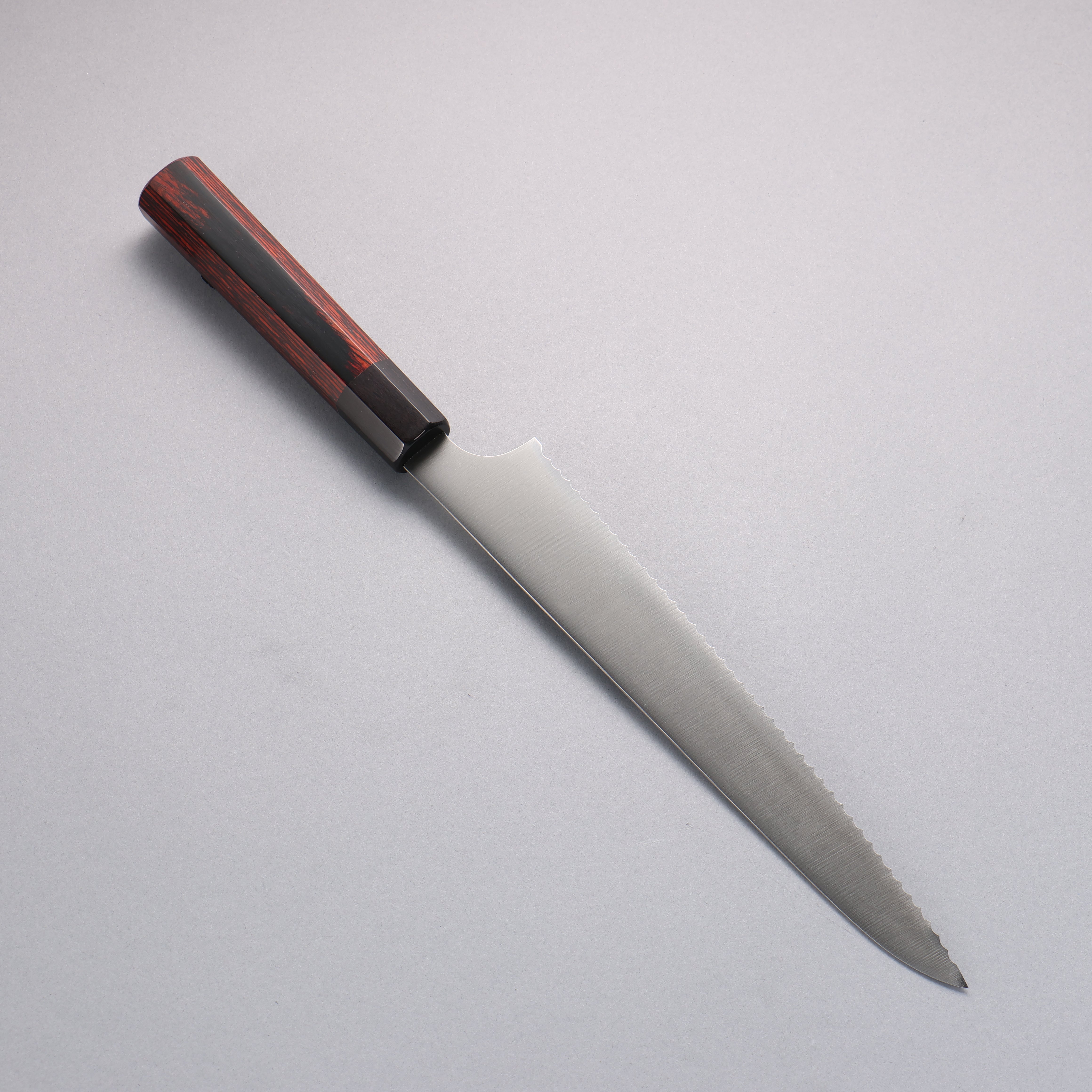 清助 不鏽鋼 麵包刀 240mm 紅合成木 握把 - 清助刃物