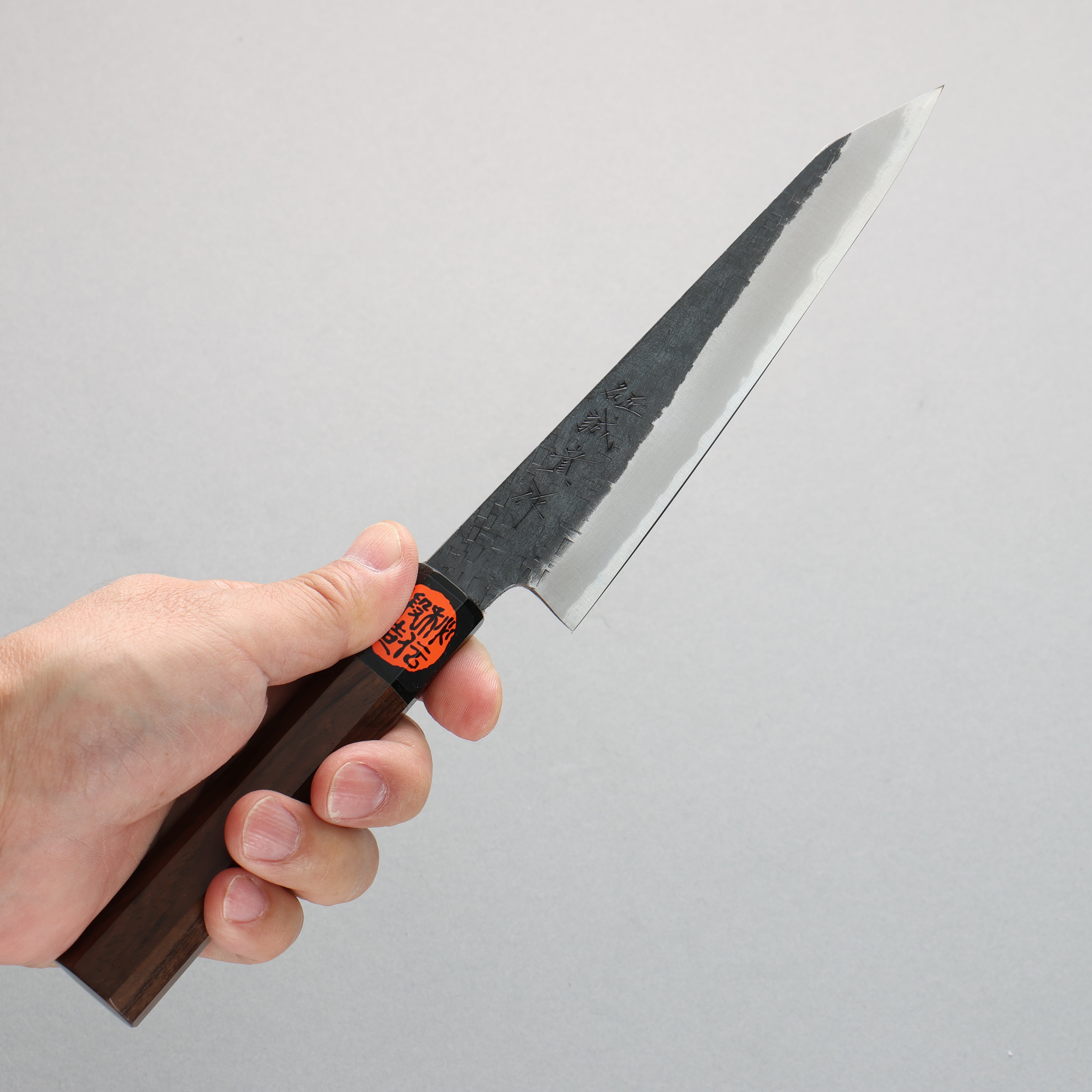 田中 誠貴 鐵火 青鋼二號 黑打 鎚目 (角) 切付多用途小刀 150mm 核桃木 握把 - 清助刃物
