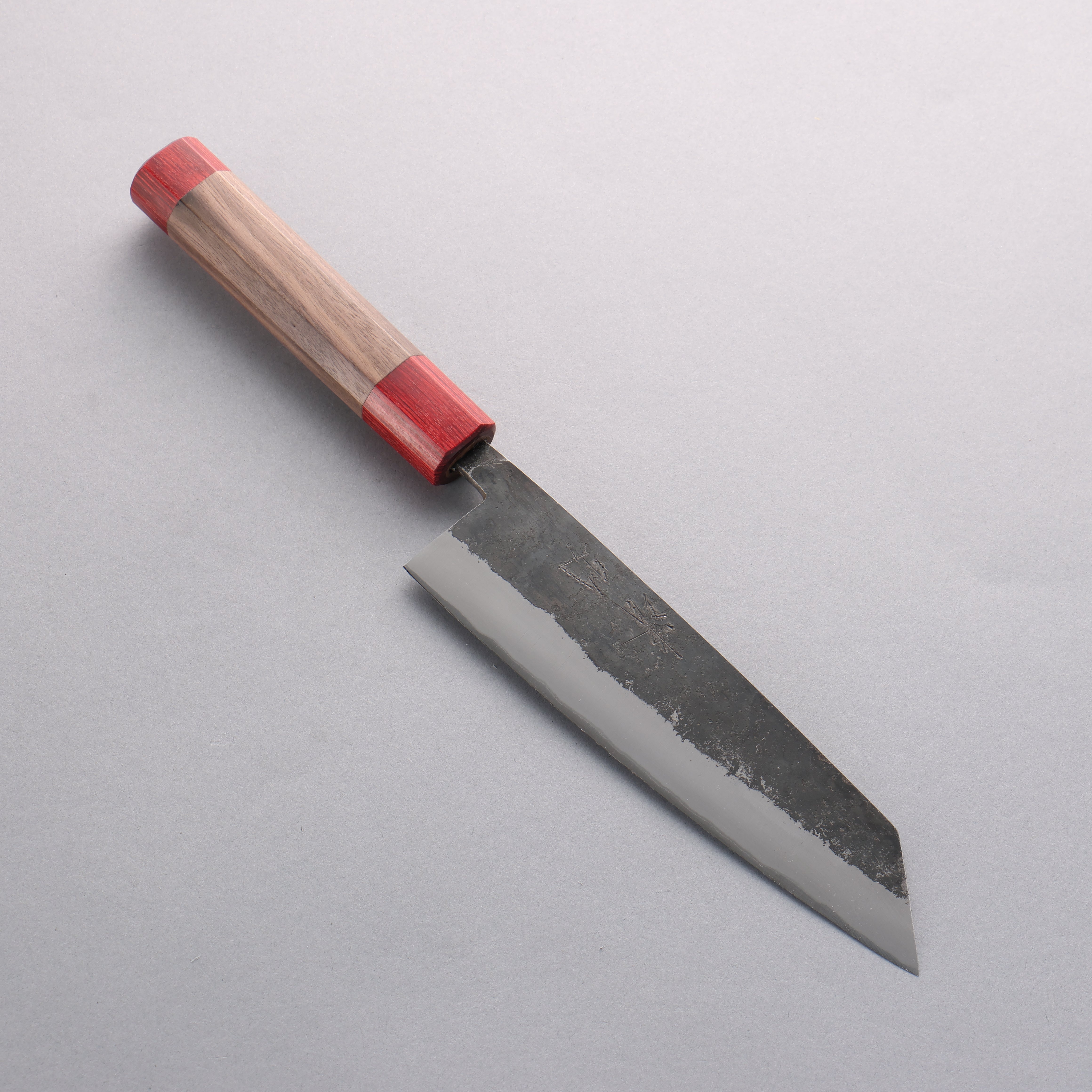 清助 Kurumi 青鋼 黑打 文化刀 180mm 核桃木(兩側帶紅色環型設計) 握把 - 清助刃物