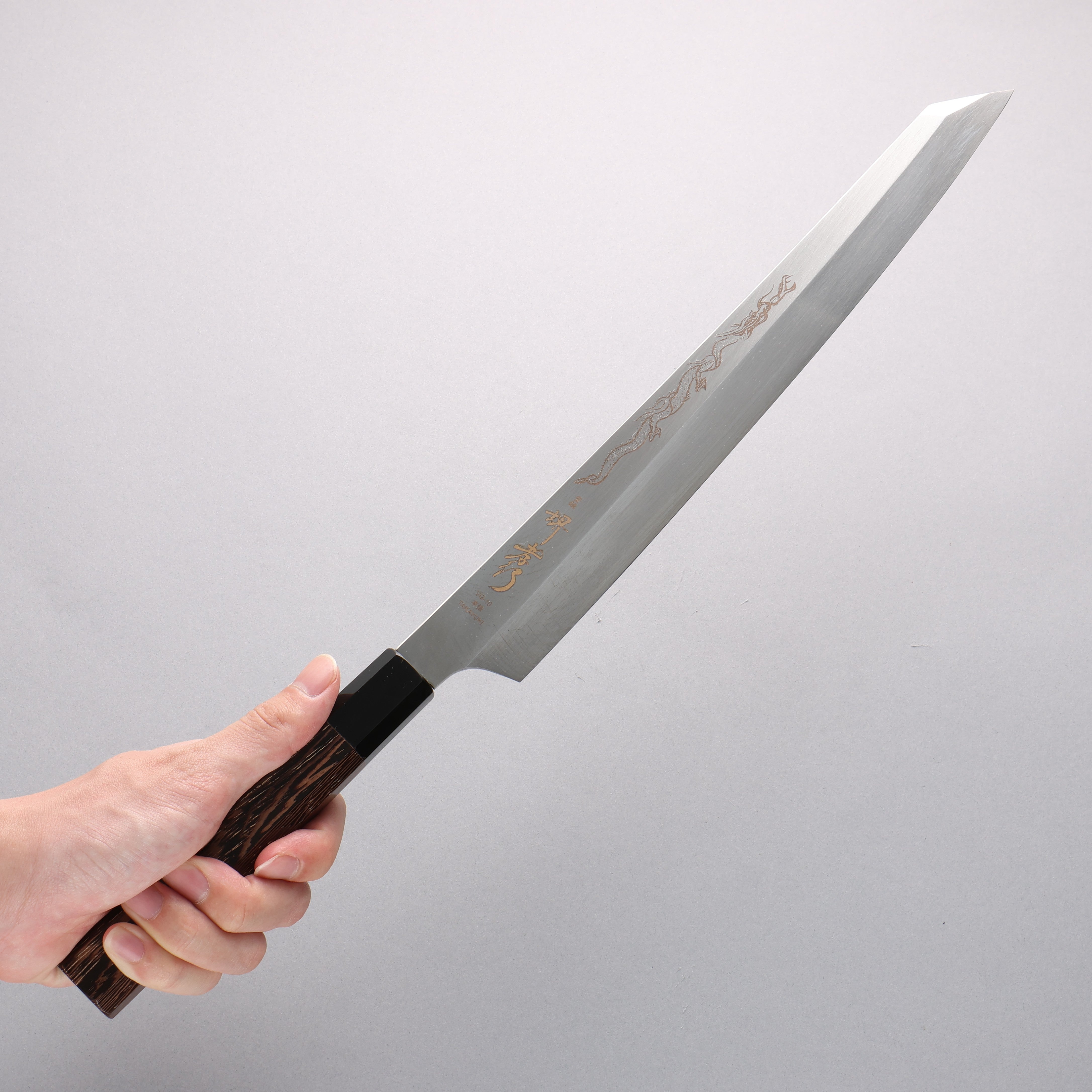 堺 孝行 本燒 VG10 刻有龍的圖樣 劍型柳刃 300mm 雞翅木 握把 附刀鞘 - 清助刃物