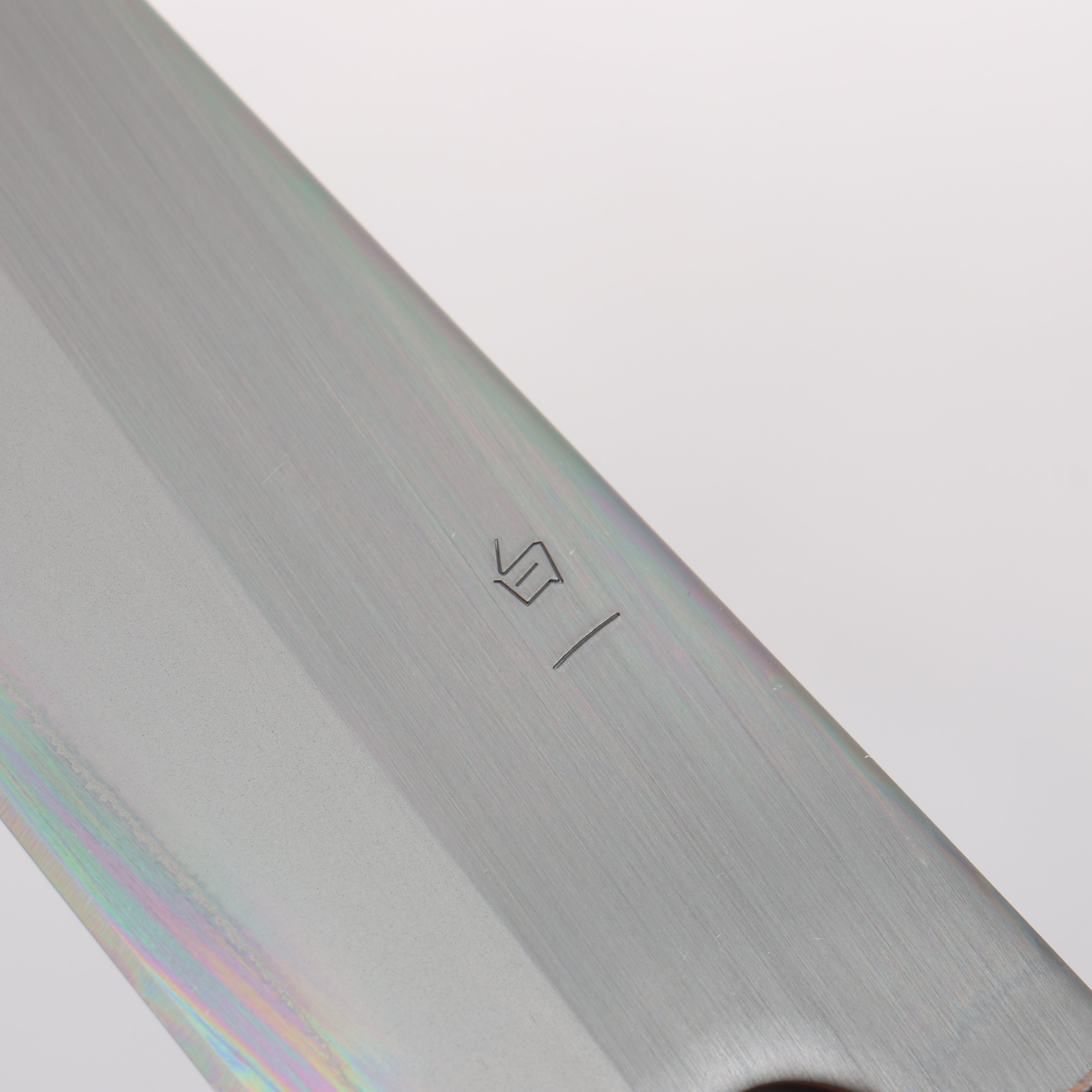 翁流 白鋼一號 牛刀 180mm 橡木 (煤炭煙黑) 握把 - 清助刃物