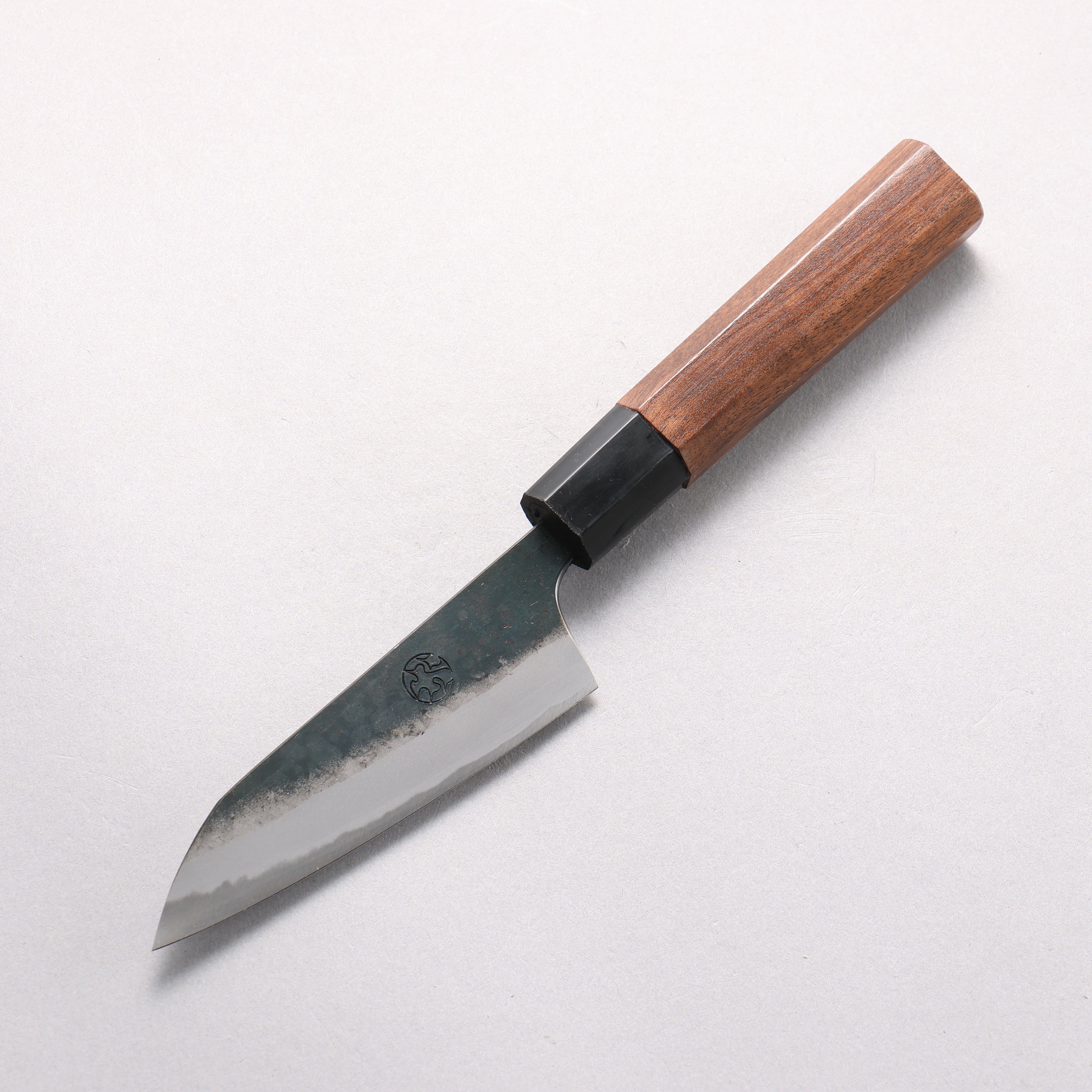 西田大祐 小春 白鋼一號 黑打 多用途小刀 100mm 核桃木 握把 - 清助刃物