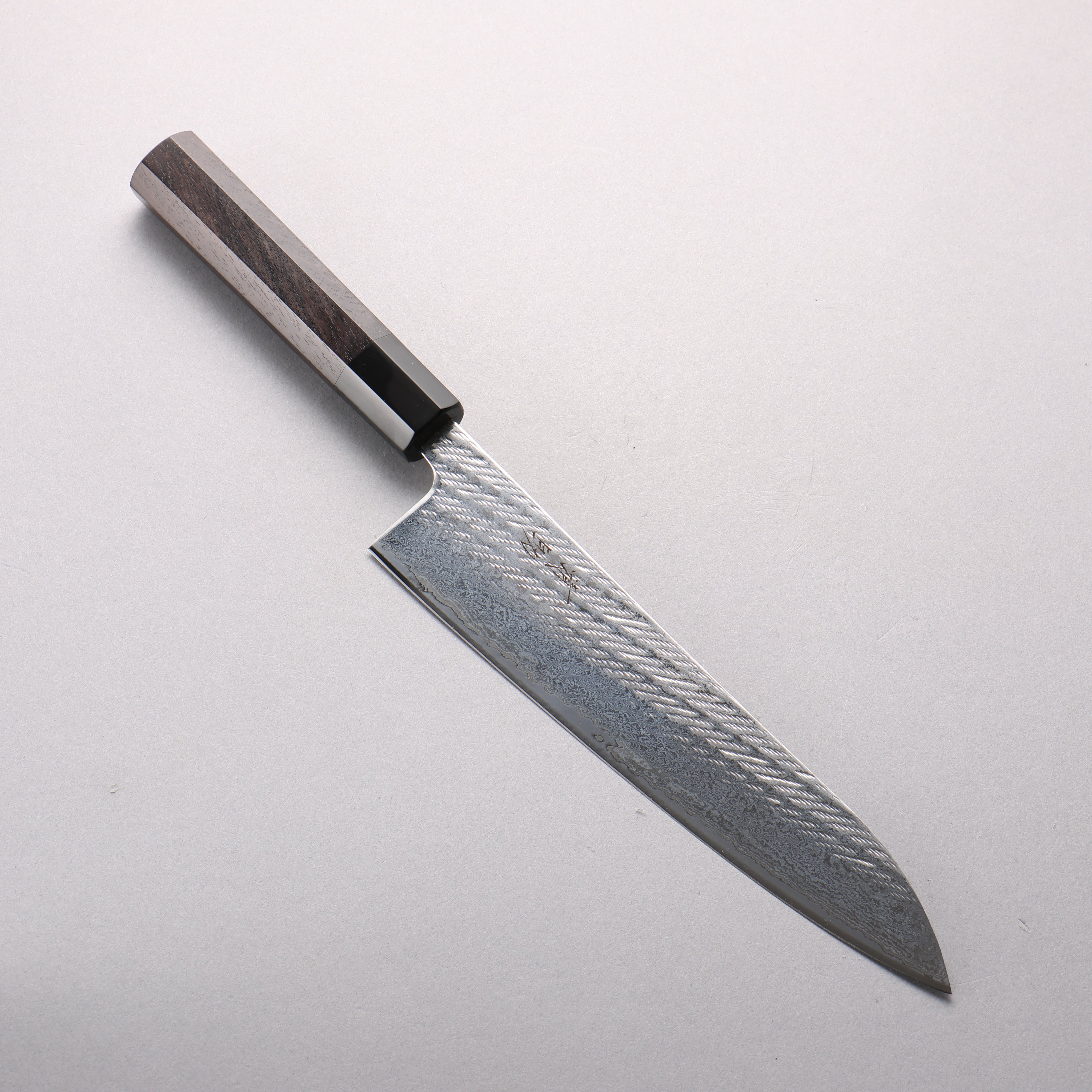清助 銀三鋼 大馬士革紋 繩索紋樣 牛刀 210mm 黑檀 (口輪:黑水牛角) 握把 - 清助刃物