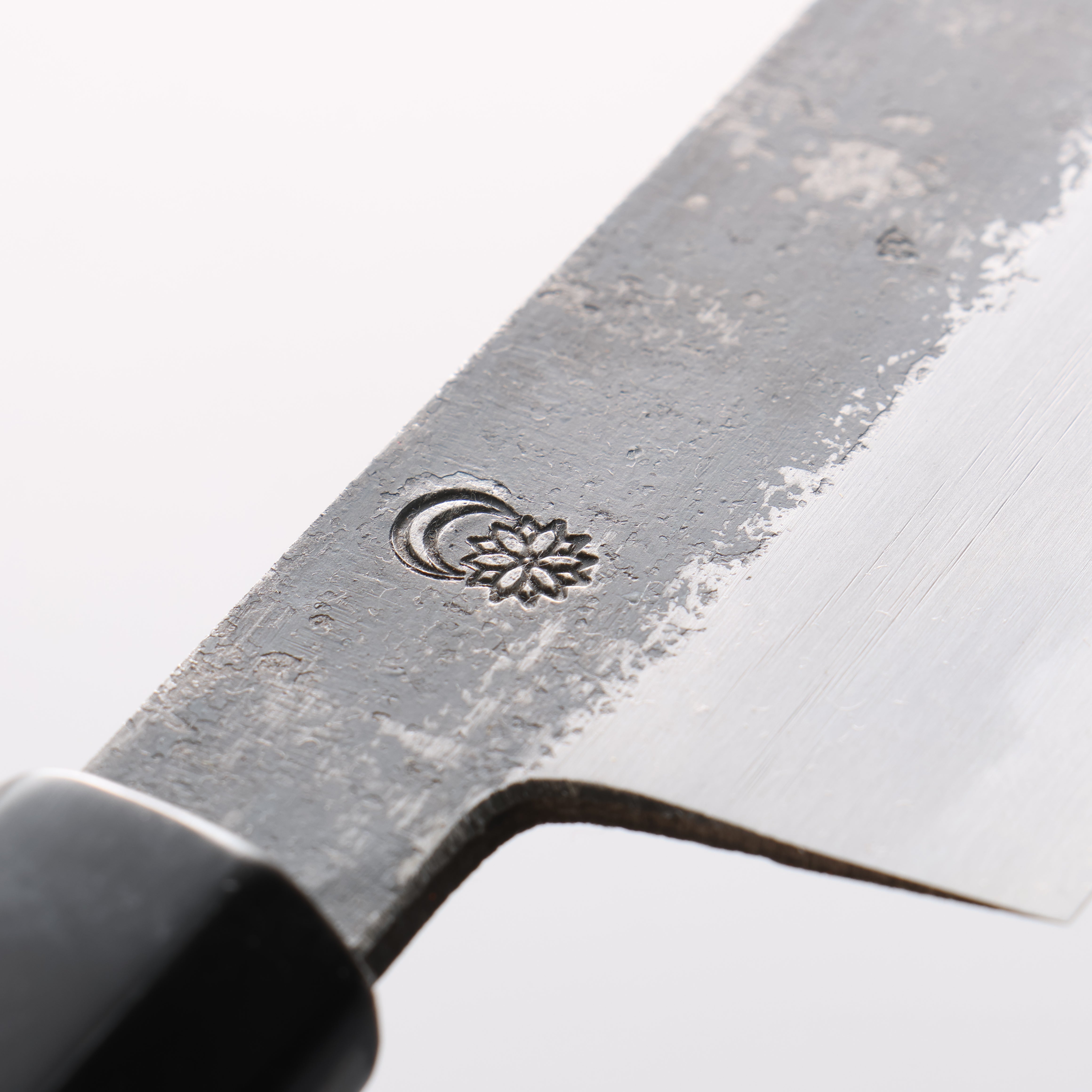 菊月 白鋼二號 黑打 切付牛刀 240mm 木蘭握把 - 清助刃物