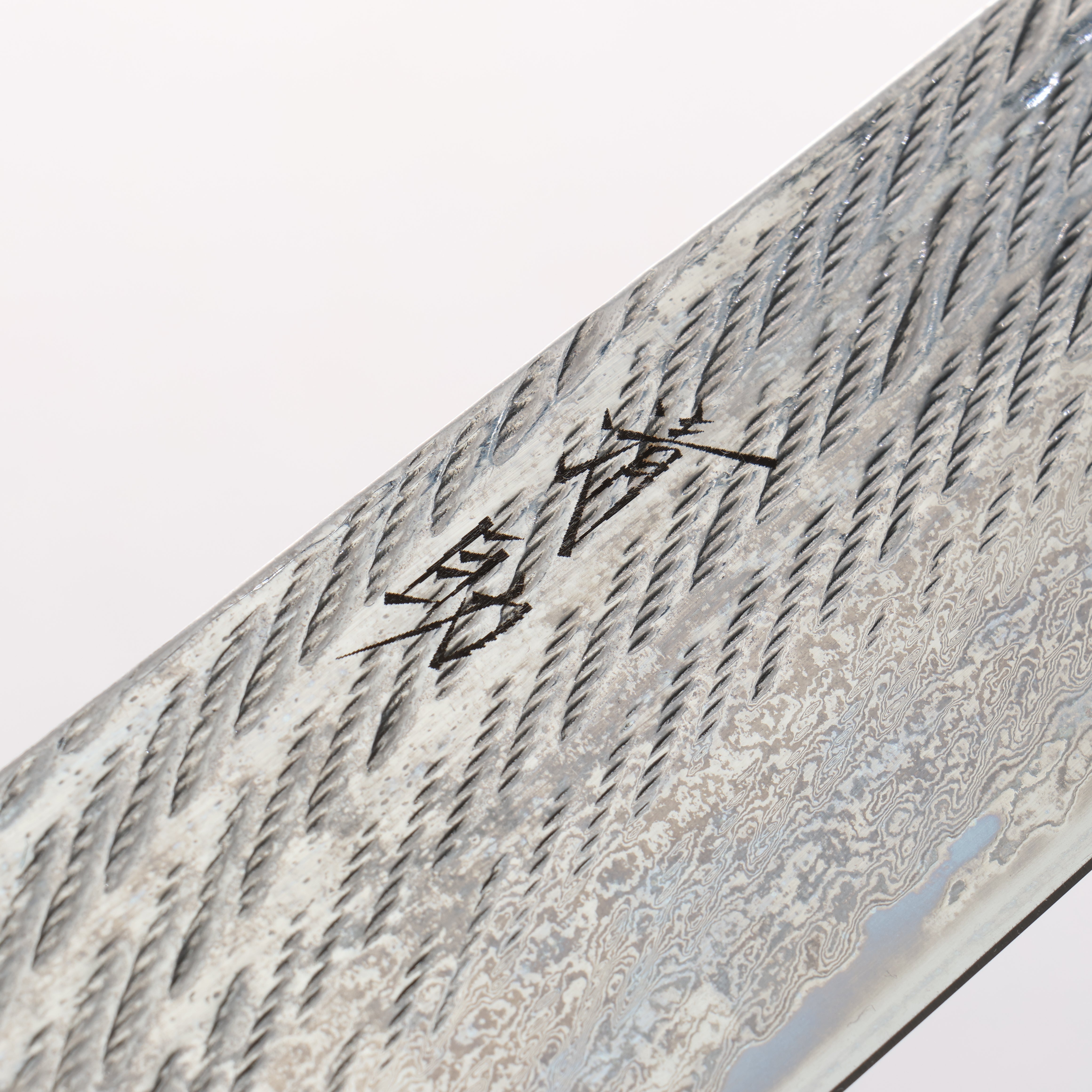 清助 銀三鋼 大馬士革紋 繩索紋樣 牛刀 240mm 黑檀 (口輪:黑水牛角) 握把 - 清助刃物
