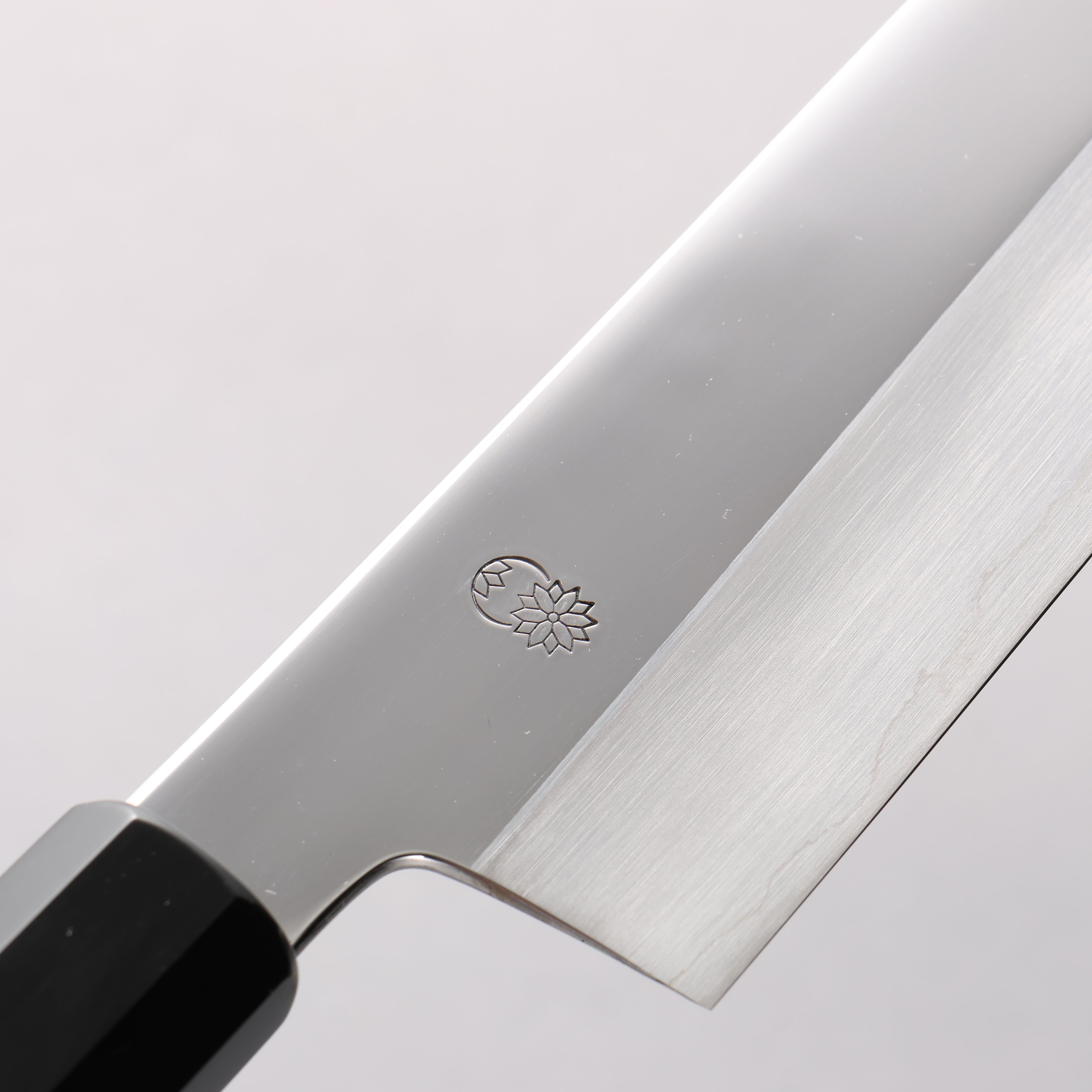 重陽 銀三鋼 鏡面處理 切付牛刀 240mm 黑檀 (口輪:黑水牛角) 握把 - 清助刃物