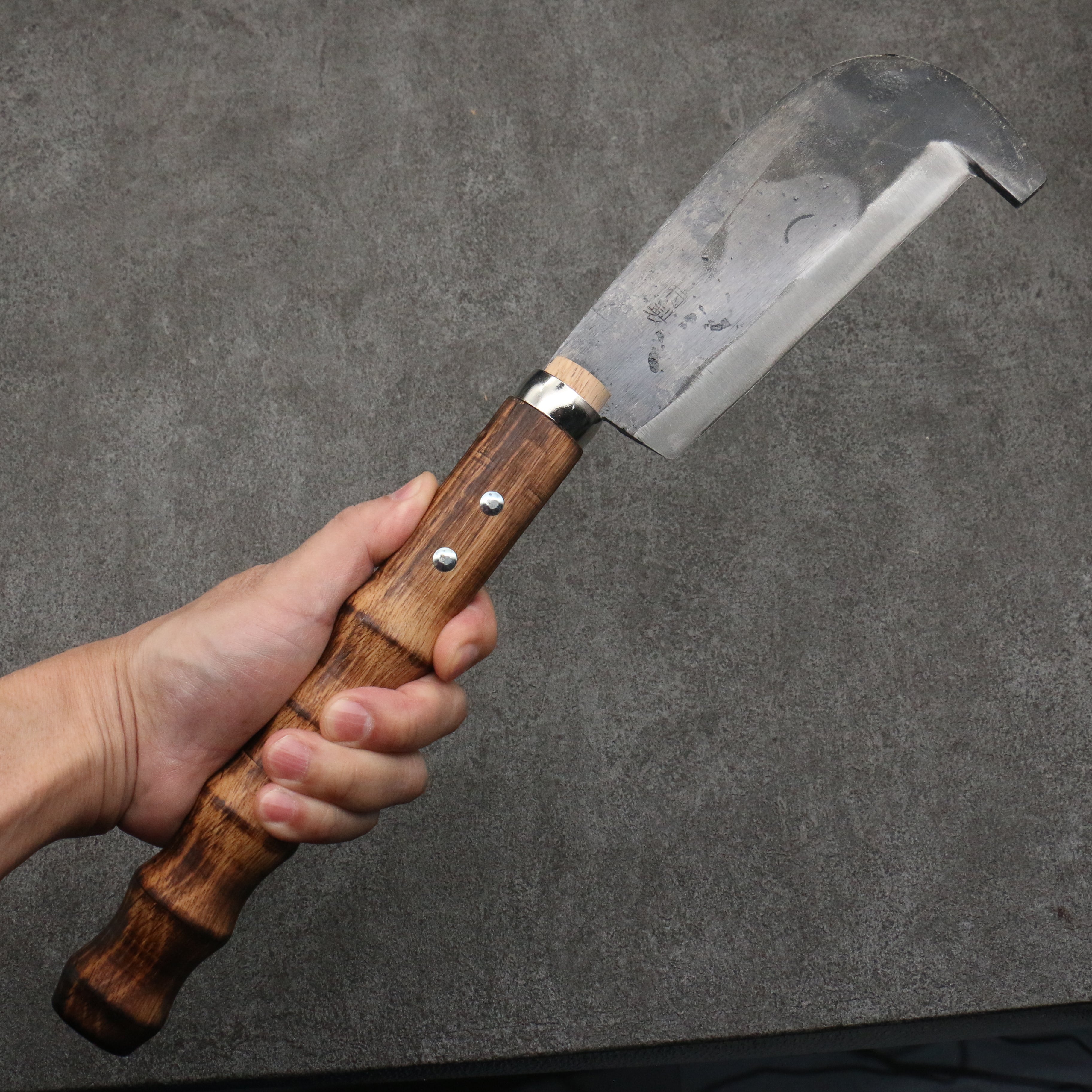 堺 孝行 碳素鋼 黑打 柴刀 (有石突) 天然木 握把 140mm - 清助刃物