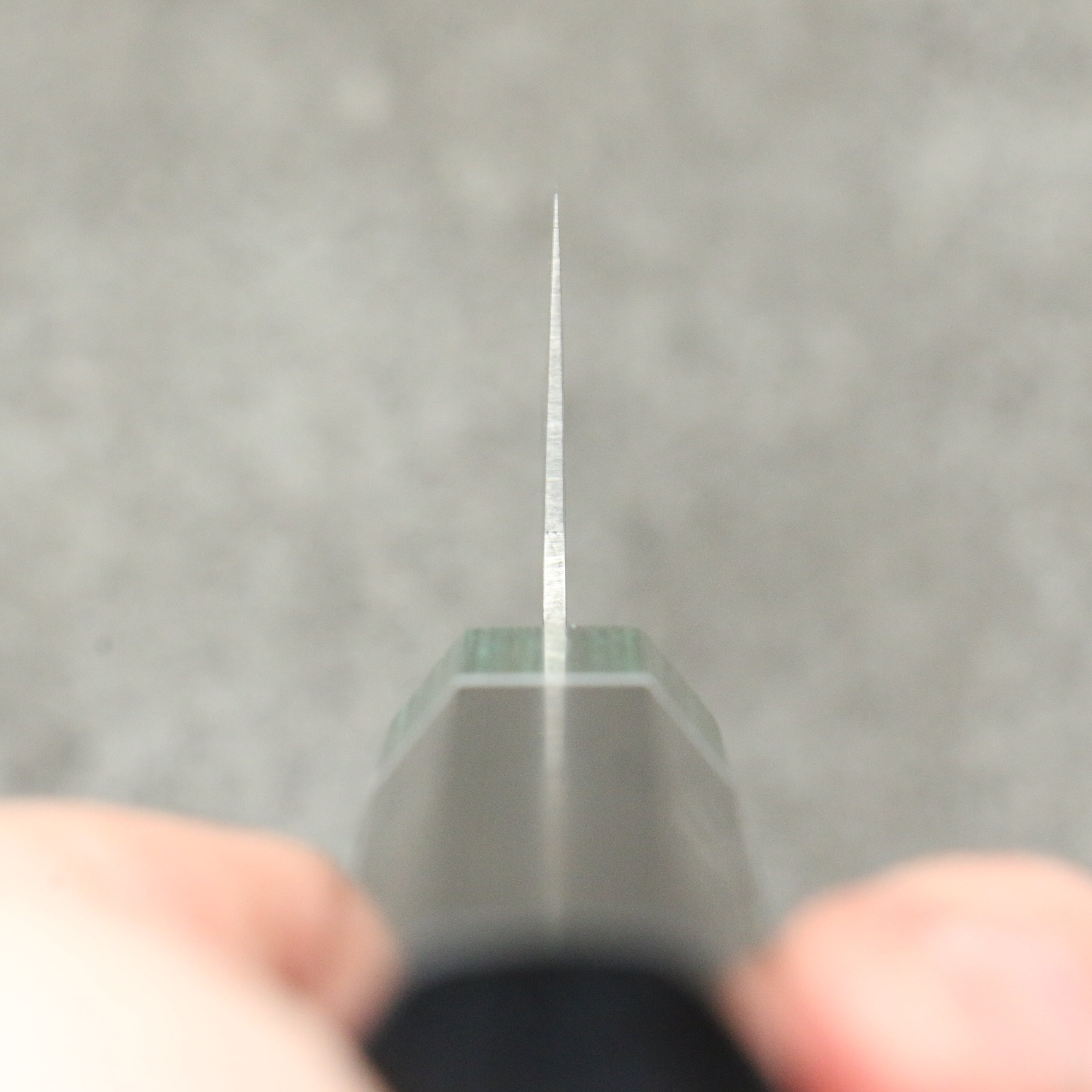 清助 AUS10 鏡面菱格紋 切付牛刀 210mm 黑合成木(口輪:綠合成木) 握把 - 清助刃物