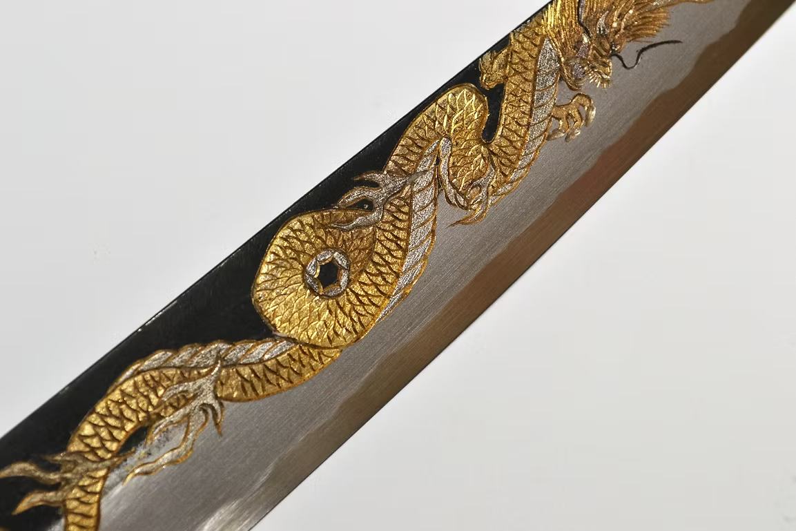 堺 孝行 窪田金屬飾雕刻 天龍 白鋼二號 黑打 筋引 240mm 黑檀(口輪:黑水牛銀輪) 握把