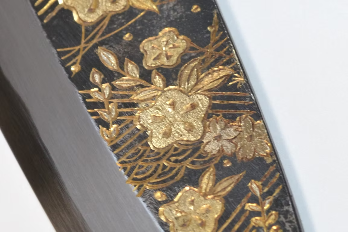 堺 孝行 窪田金雕刻 花柳 白鋼二號 黑打 出刃 165mm 黑檀(口輪:黑水牛銀輪) 握把