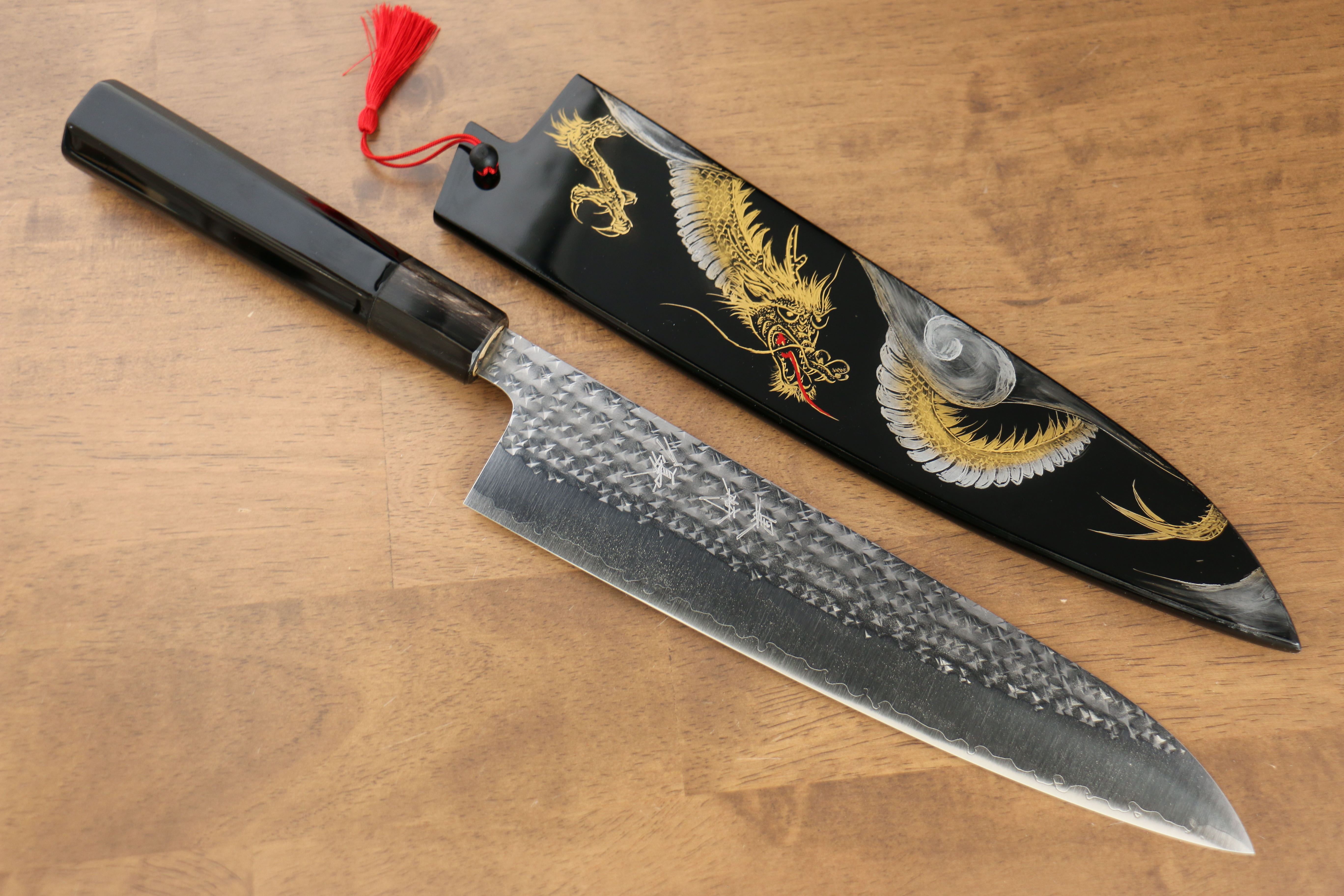 黑崎 優 閃光 SG2 鎚目 龍 沈金 牛刀 240mm 漆塗 握把 附刀鞘 - 清助刃物