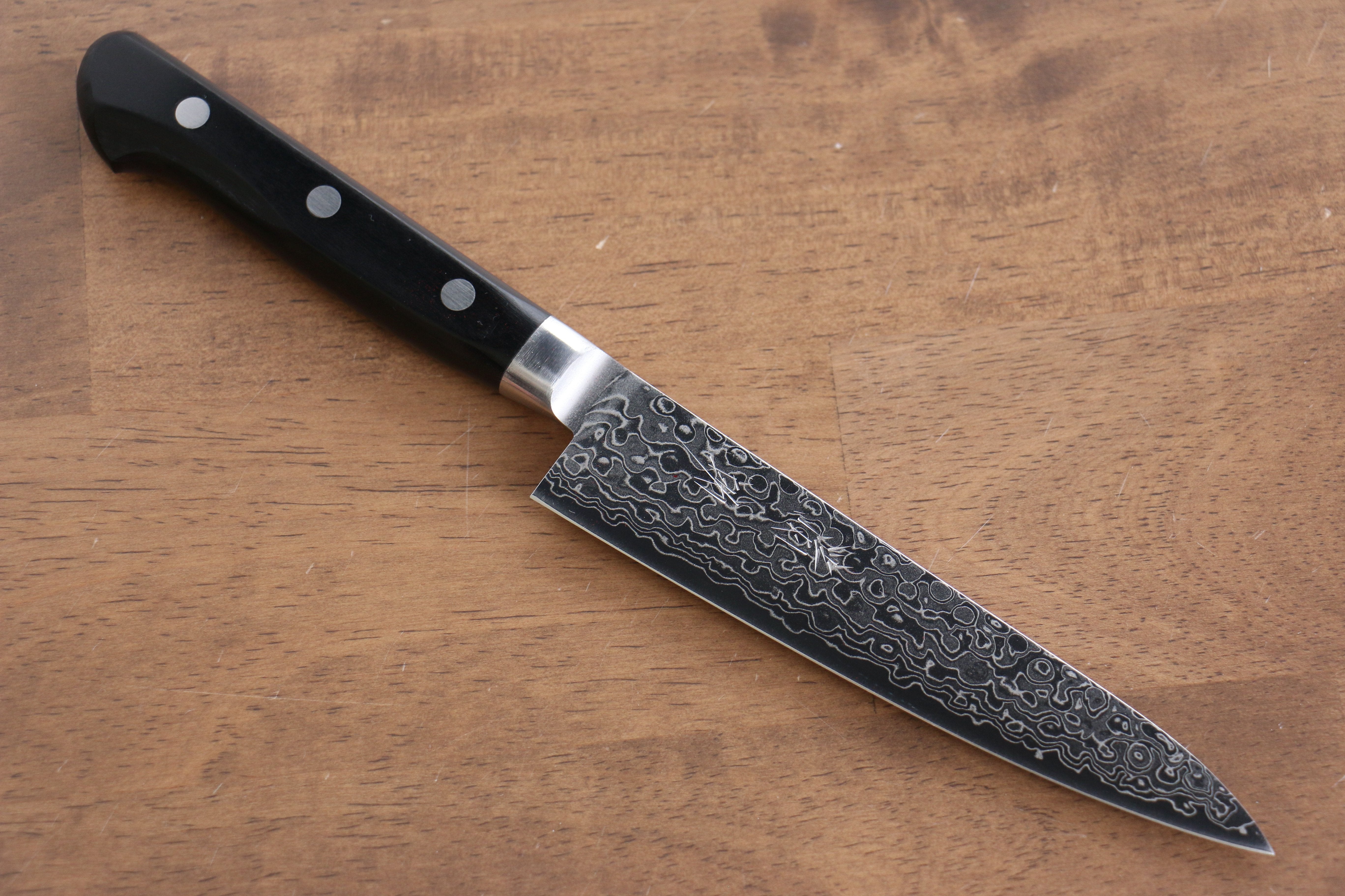 清助 AUS10 45層 鏡面處理 大馬士革紋 多用途小刀 135mm 黑合成木 握把 - 清助刃物