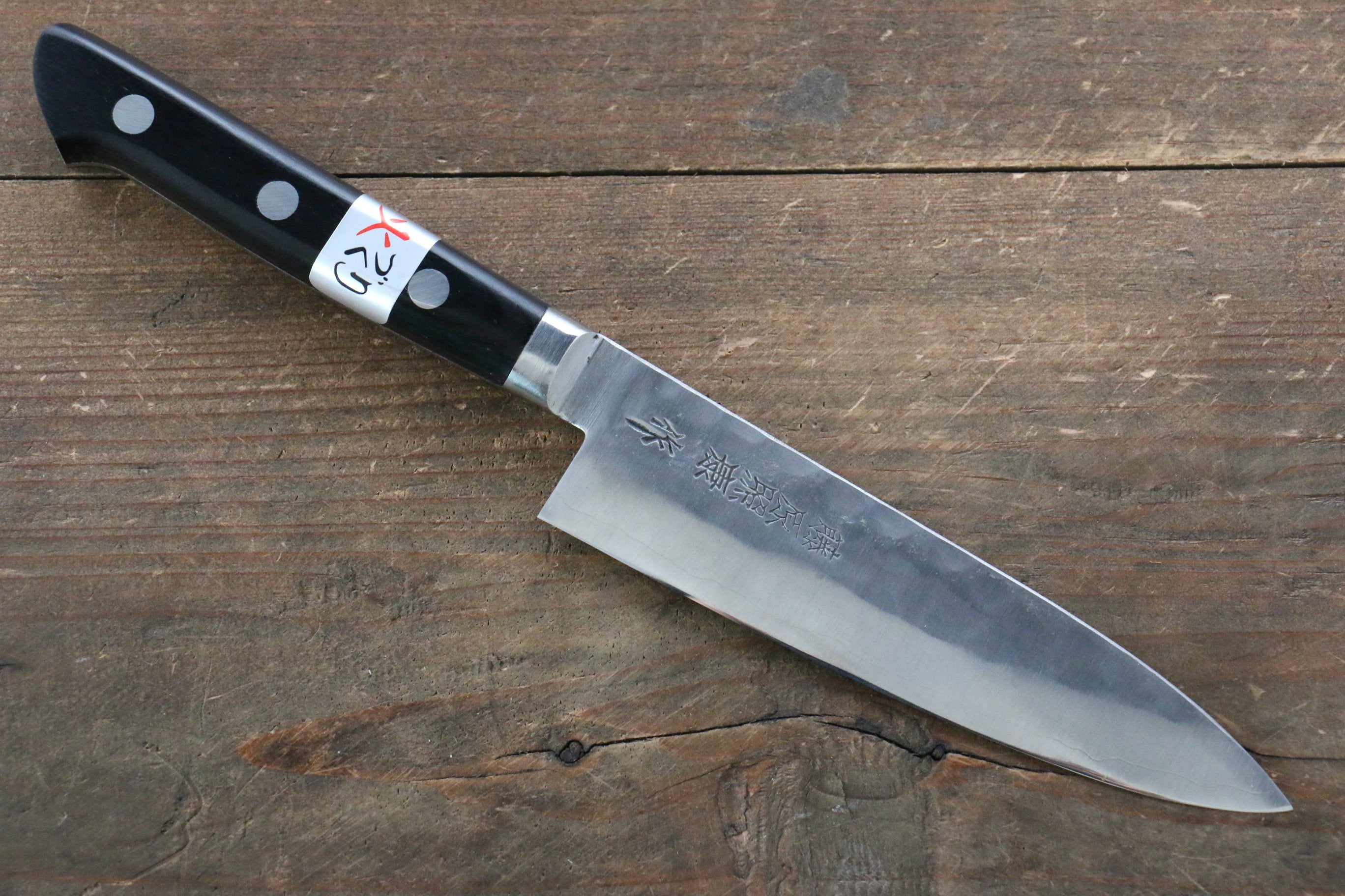 藤原 照康 幻之名刀 白鋼一號 梨地 鎚目 多用途小刀 130mm 黒合成木握把 - 清助刃物