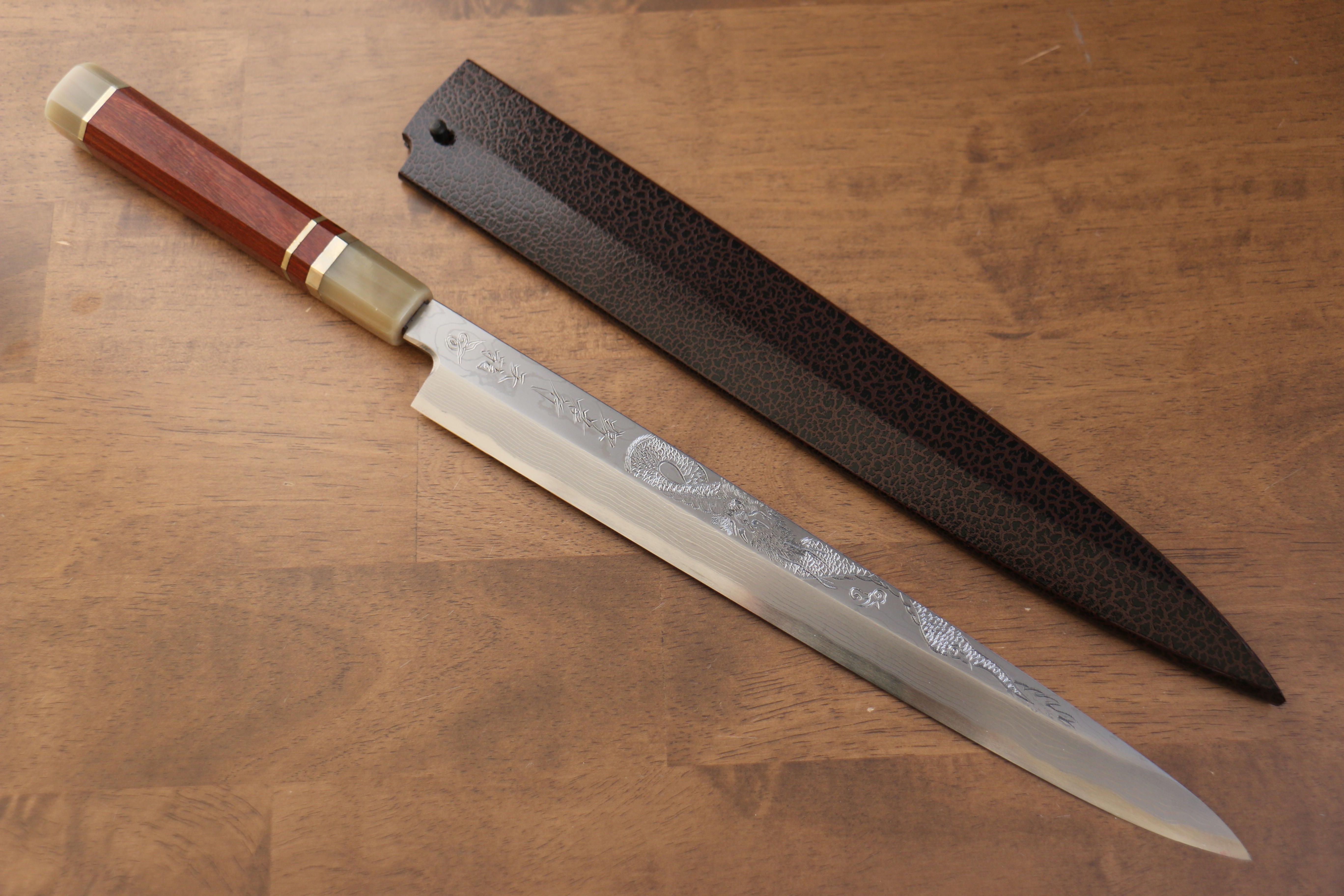 堺 孝行 天龍 Uzushio 渦潮 青鋼二號 刻有龍的圖樣 柳刃 300mm 紅黑檀 握把 附刀鞘 - 系列商品之1 - 清助刃物