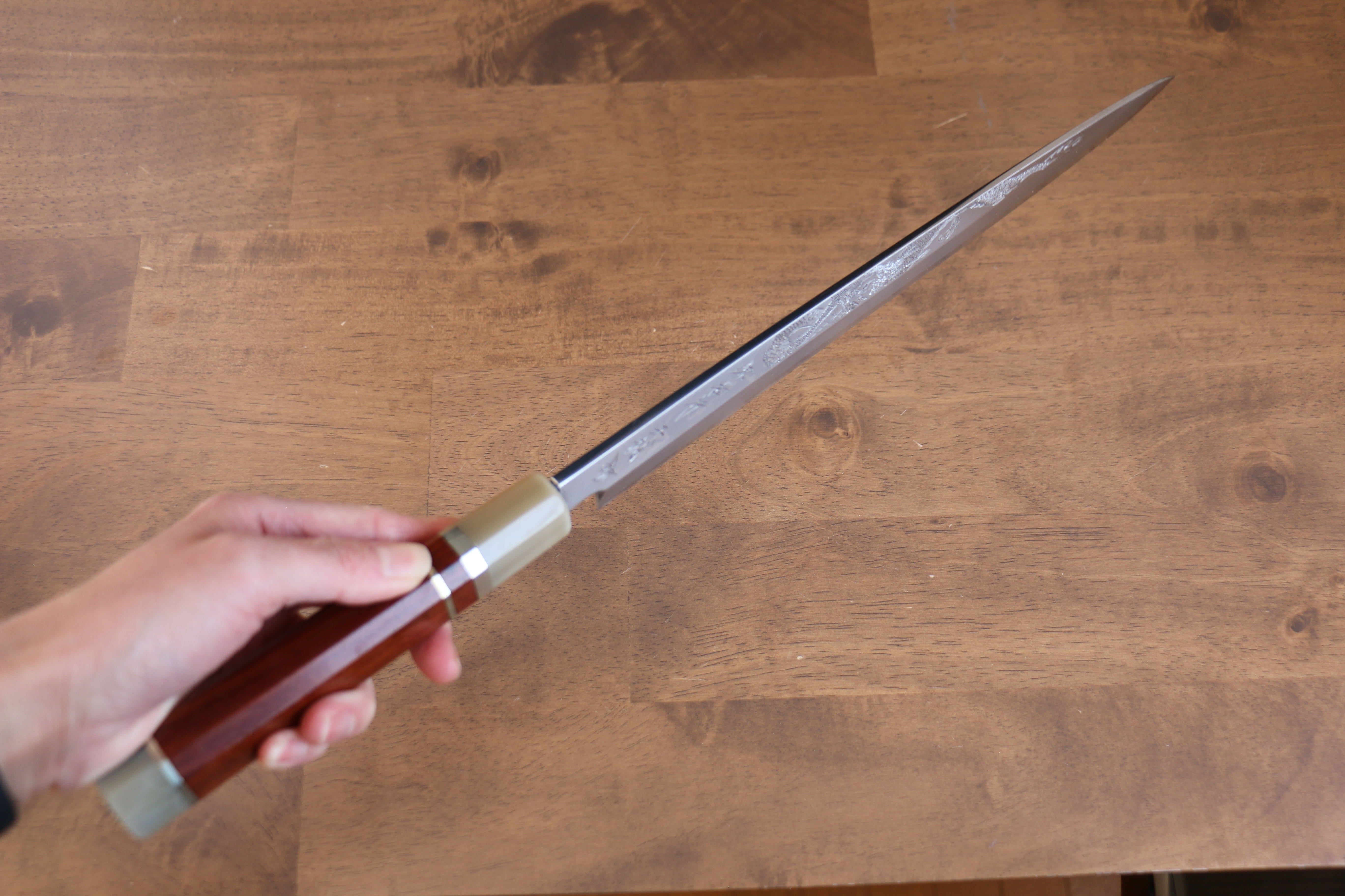 堺 孝行 天龍 Uzushio 渦潮 青鋼二號 刻有龍的圖樣 柳刃 300mm 紅黑檀 握把 附刀鞘 - 系列商品之1 - 清助刃物