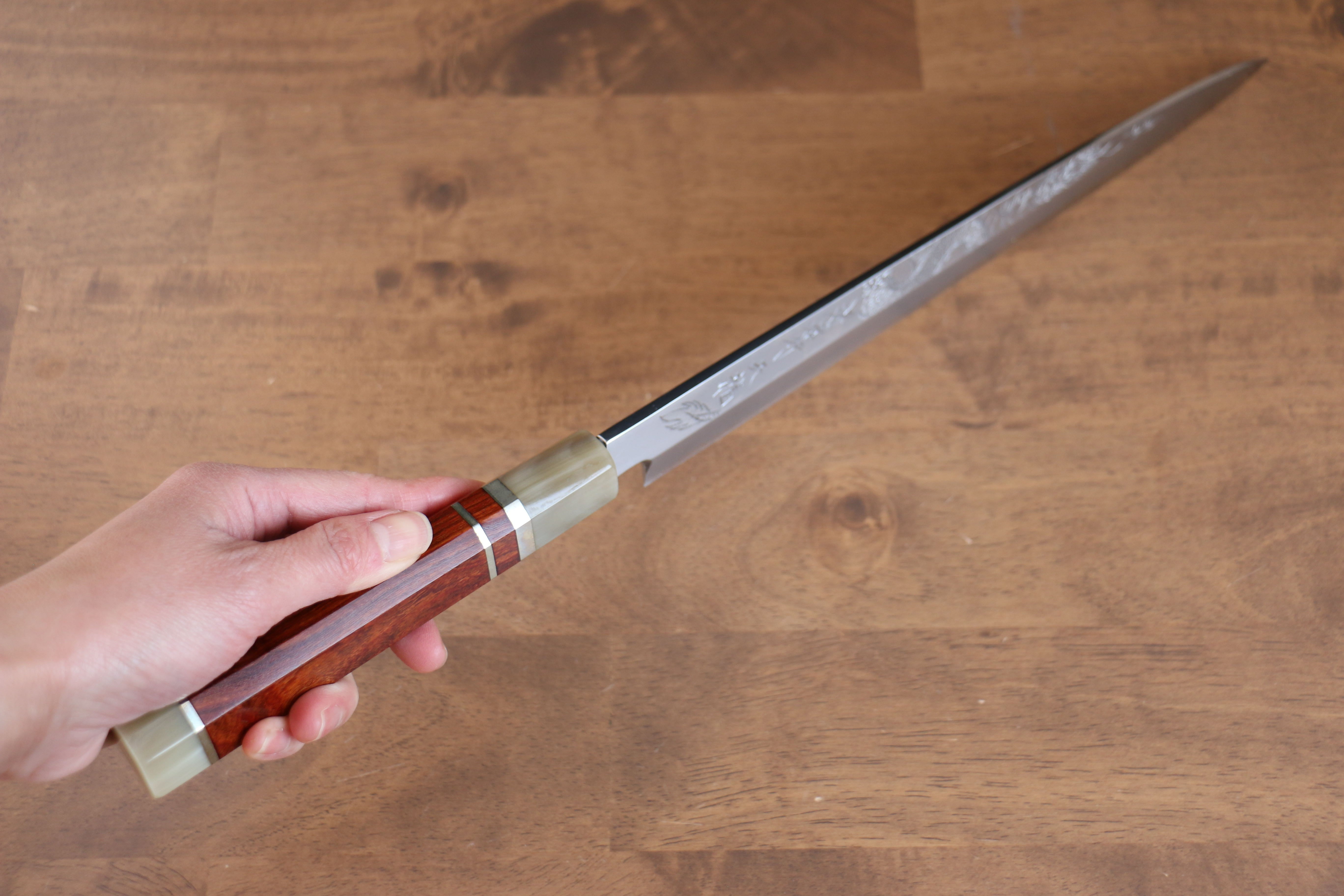 堺 孝行 天龍 Uzushio 渦潮 青鋼二號 刻有龍的圖樣 柳刃 300mm 紅黑檀 握把 附刀鞘 - 系列商品之3 - 清助刃物