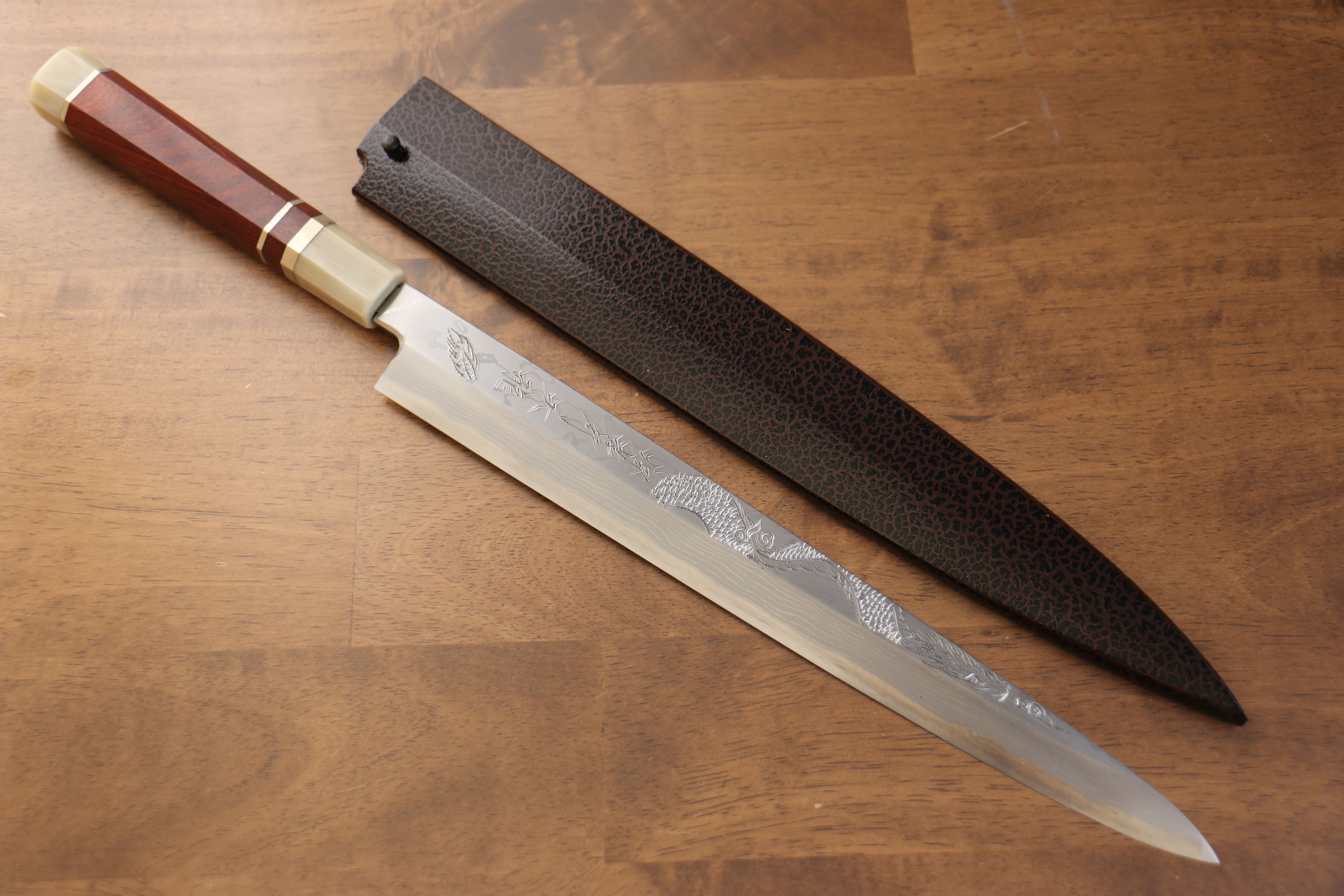 堺 孝行 天龍 Uzushio 渦潮 青鋼二號 刻有龍的圖樣 柳刃 300mm 紅黑檀 握把 附刀鞘 - 系列商品之4 - 清助刃物