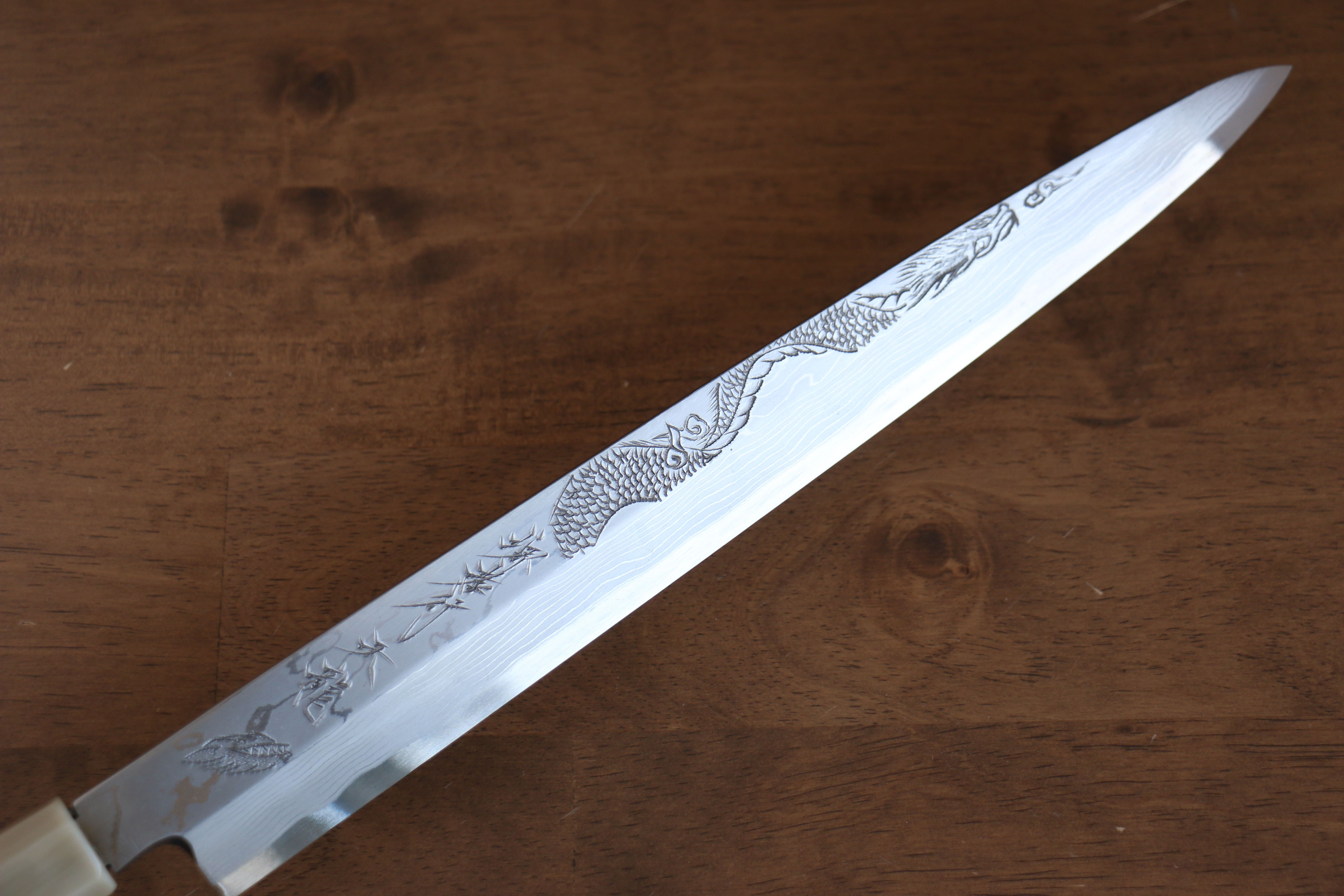 堺 孝行 天龍 Uzushio 渦潮 青鋼二號 刻有龍的圖樣 柳刃 300mm 紅黑檀 握把 附刀鞘 - 系列商品之4 - 清助刃物