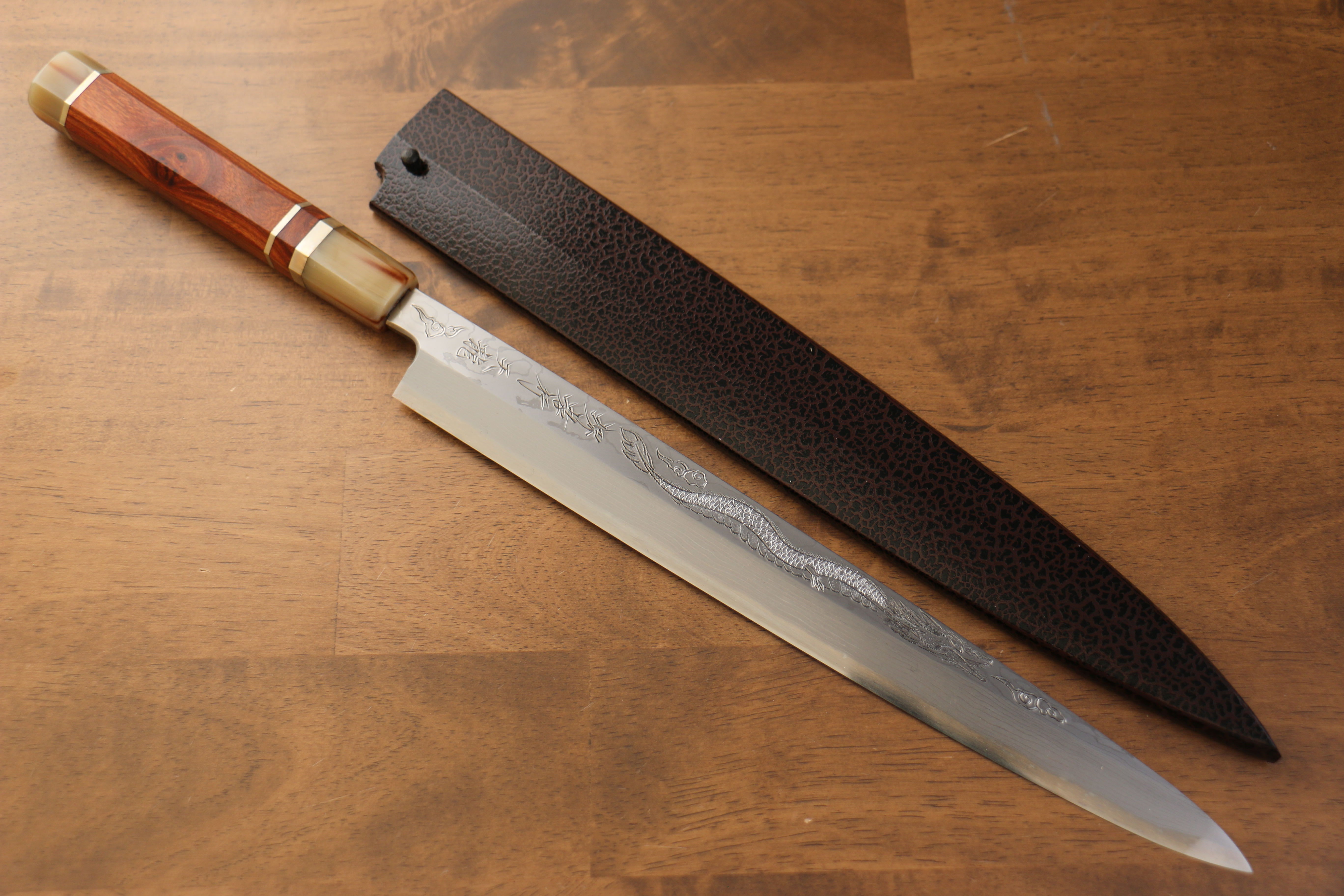 堺 孝行 天龍 Uzushio 渦潮 青鋼二號 刻有龍的圖樣 柳刃 300mm 紅黑檀 握把 附刀鞘 - 系列商品之5 - 清助刃物