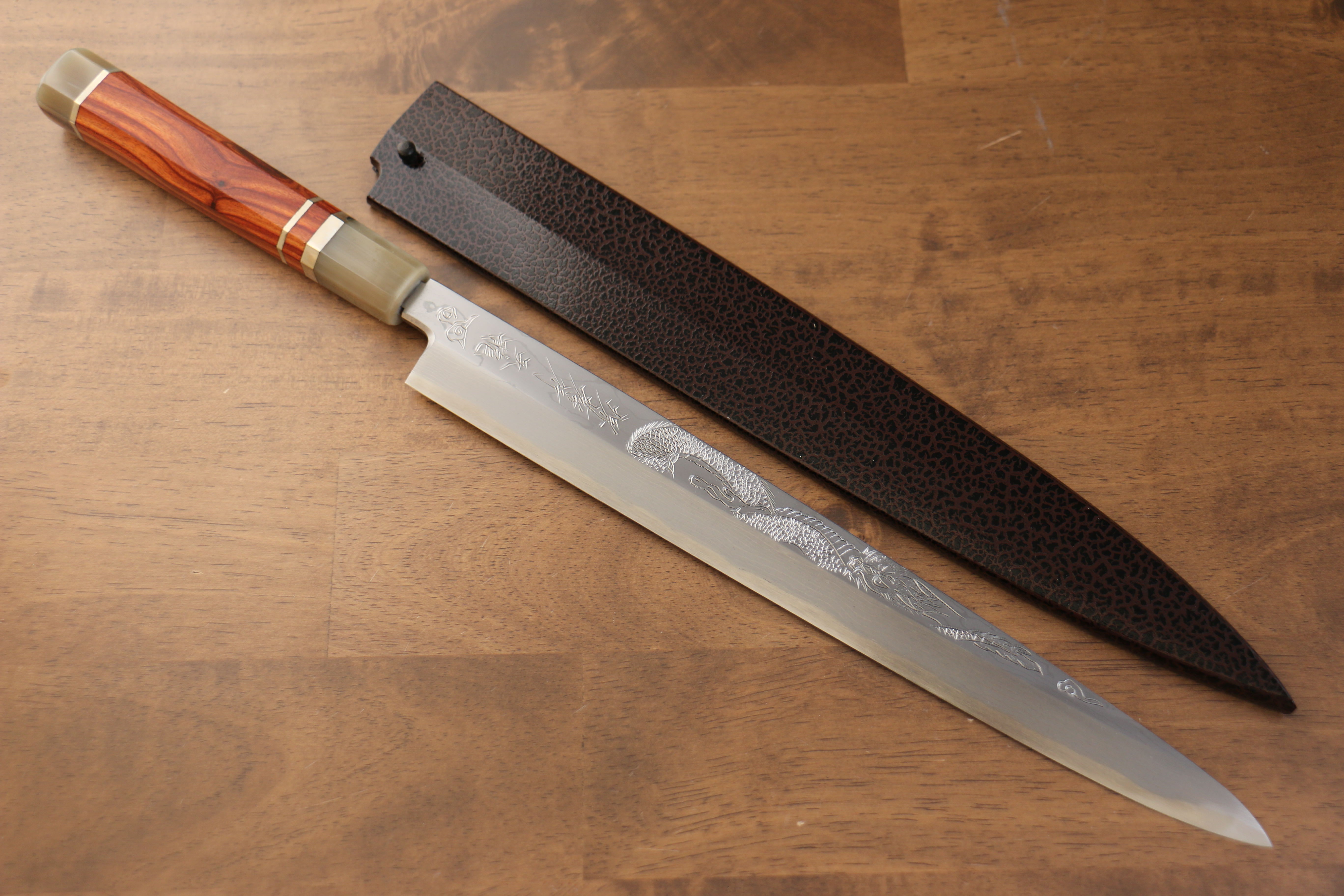 堺 孝行 天龍 Uzushio 渦潮 青鋼二號 刻有龍的圖樣 柳刃 300mm 紅黑檀 握把 附刀鞘 - 系列商品之6 - 清助刃物