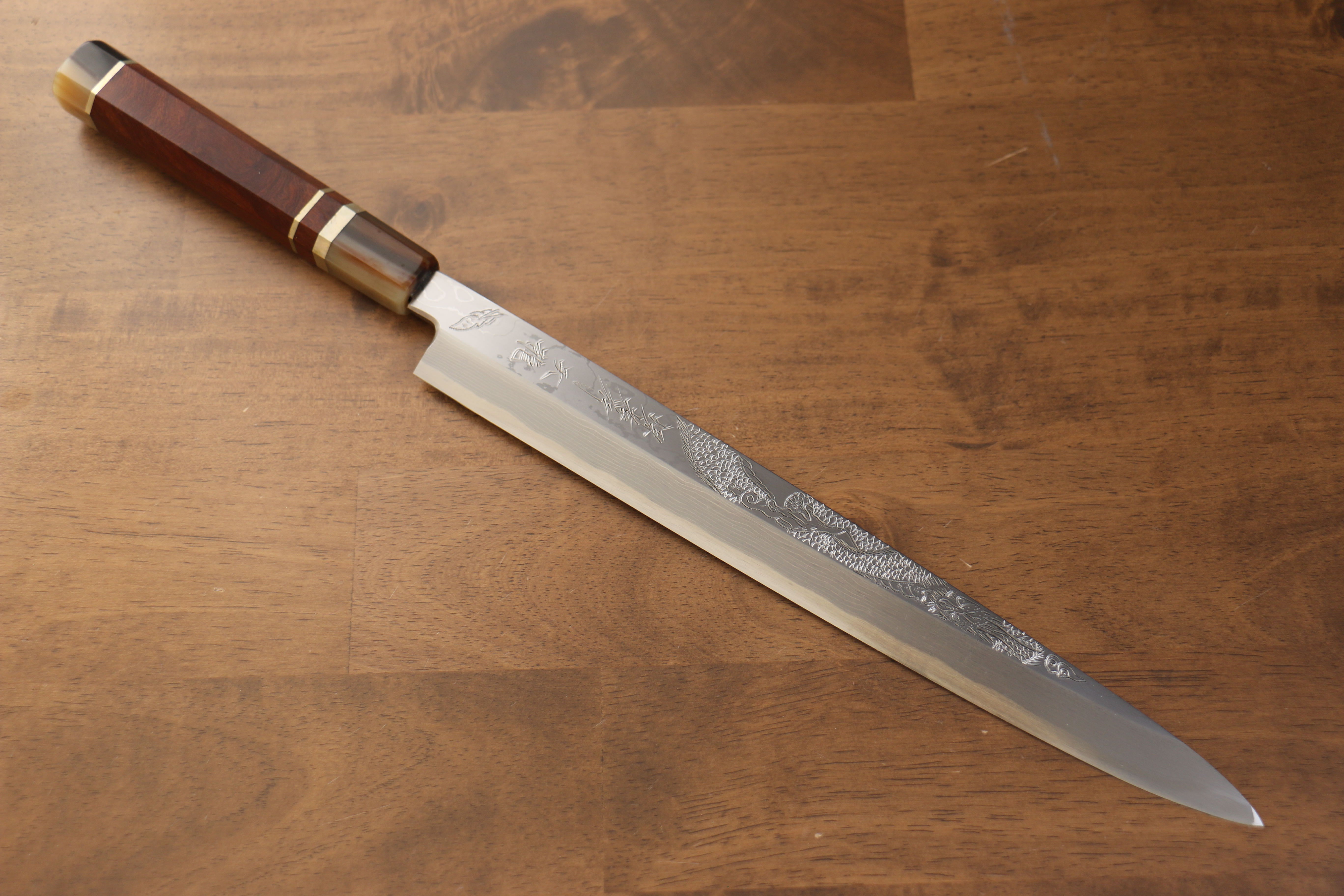 堺 孝行 天龍 Uzushio 渦潮 青鋼二號 刻有龍的圖樣 柳刃 300mm 紅黑檀 握把 附刀鞘 - 系列商品之8 - 清助刃物