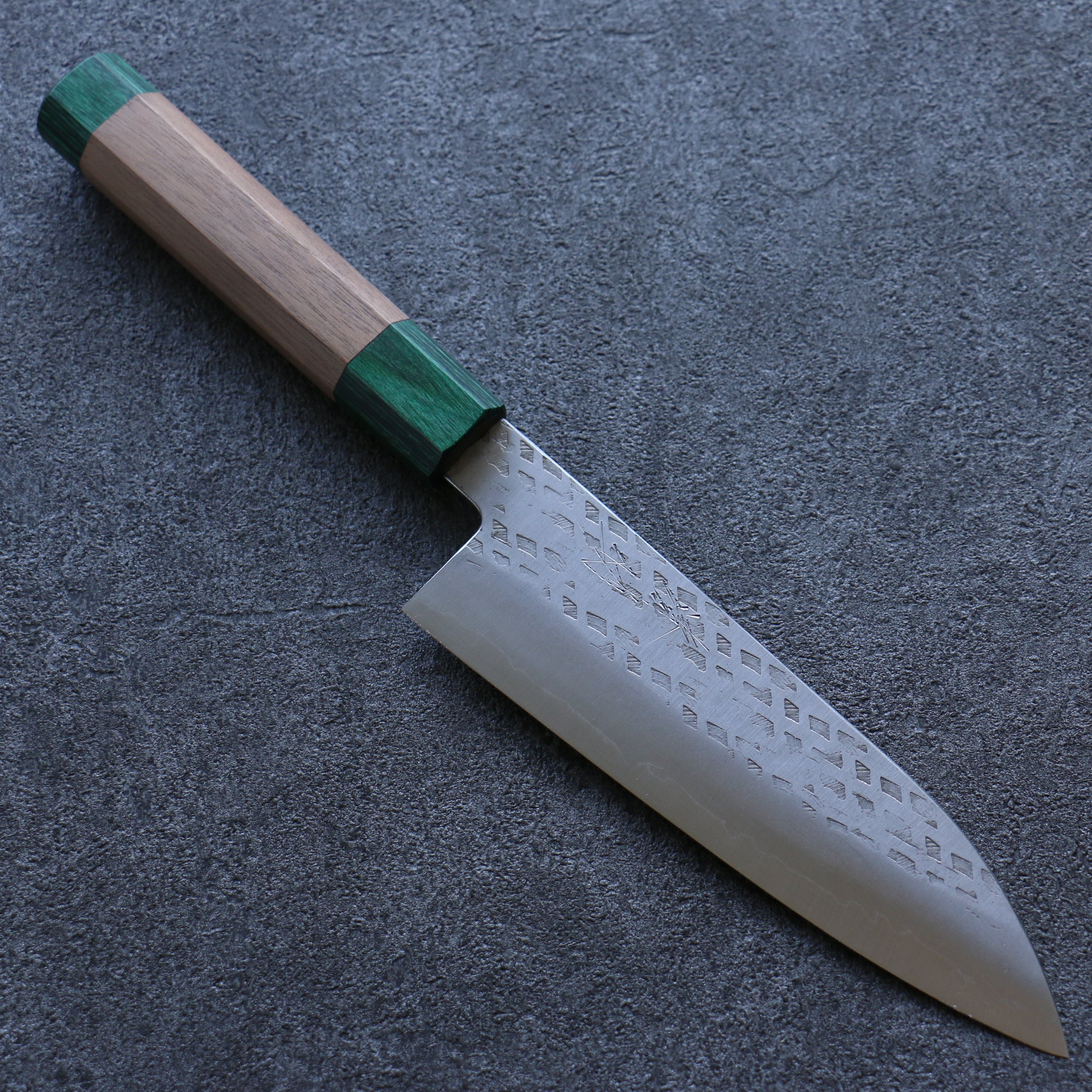 清助 銀三鋼 鎚目 三德刀 165mm 核桃木(兩側帶綠色環型設計) 握把 - 清助刃物
