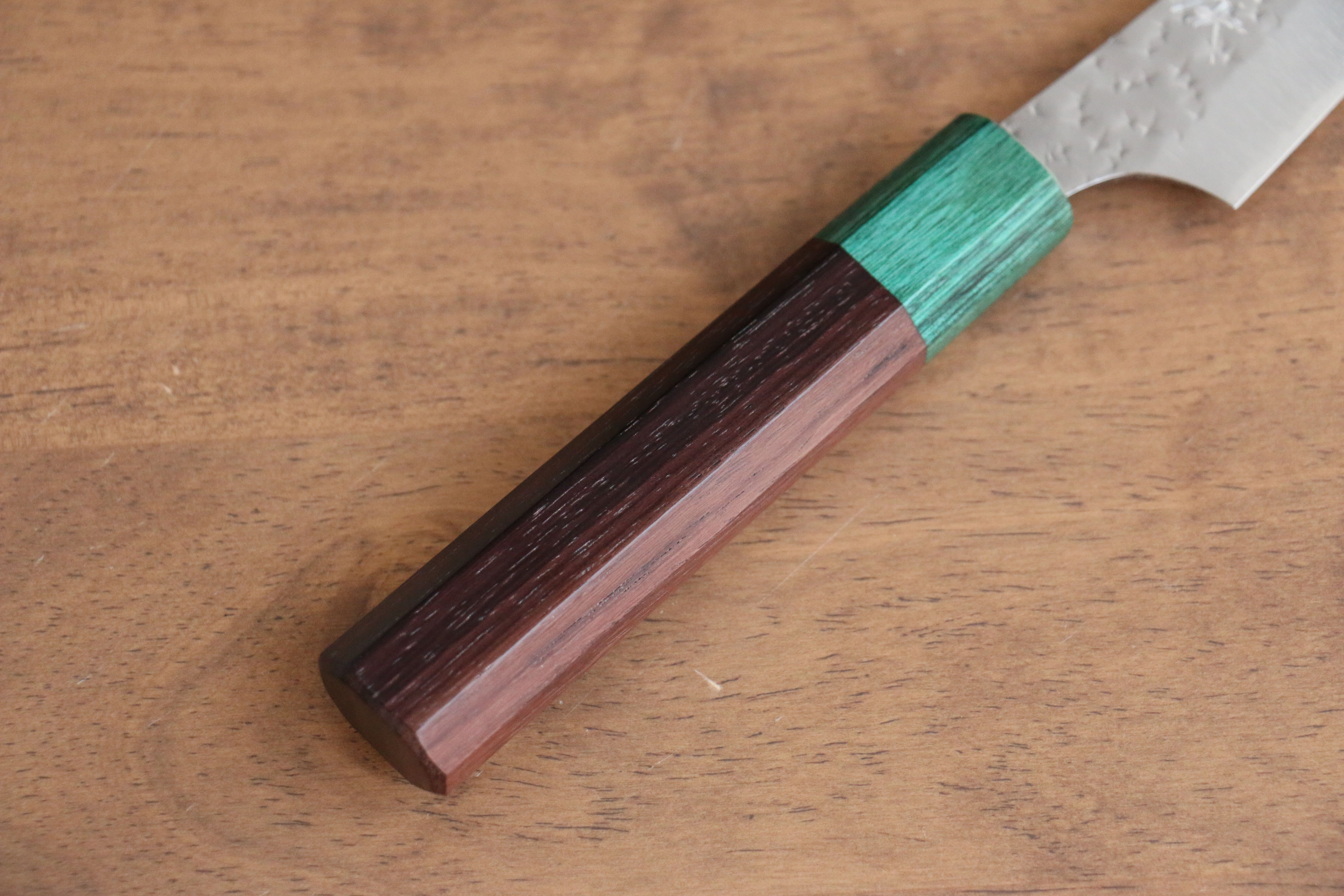 黑崎 優 閃光 銳 SG2 鎚目 多用途小刀 130mm 紫檀木(口輪:綠合成木) 握把 - 清助刃物
