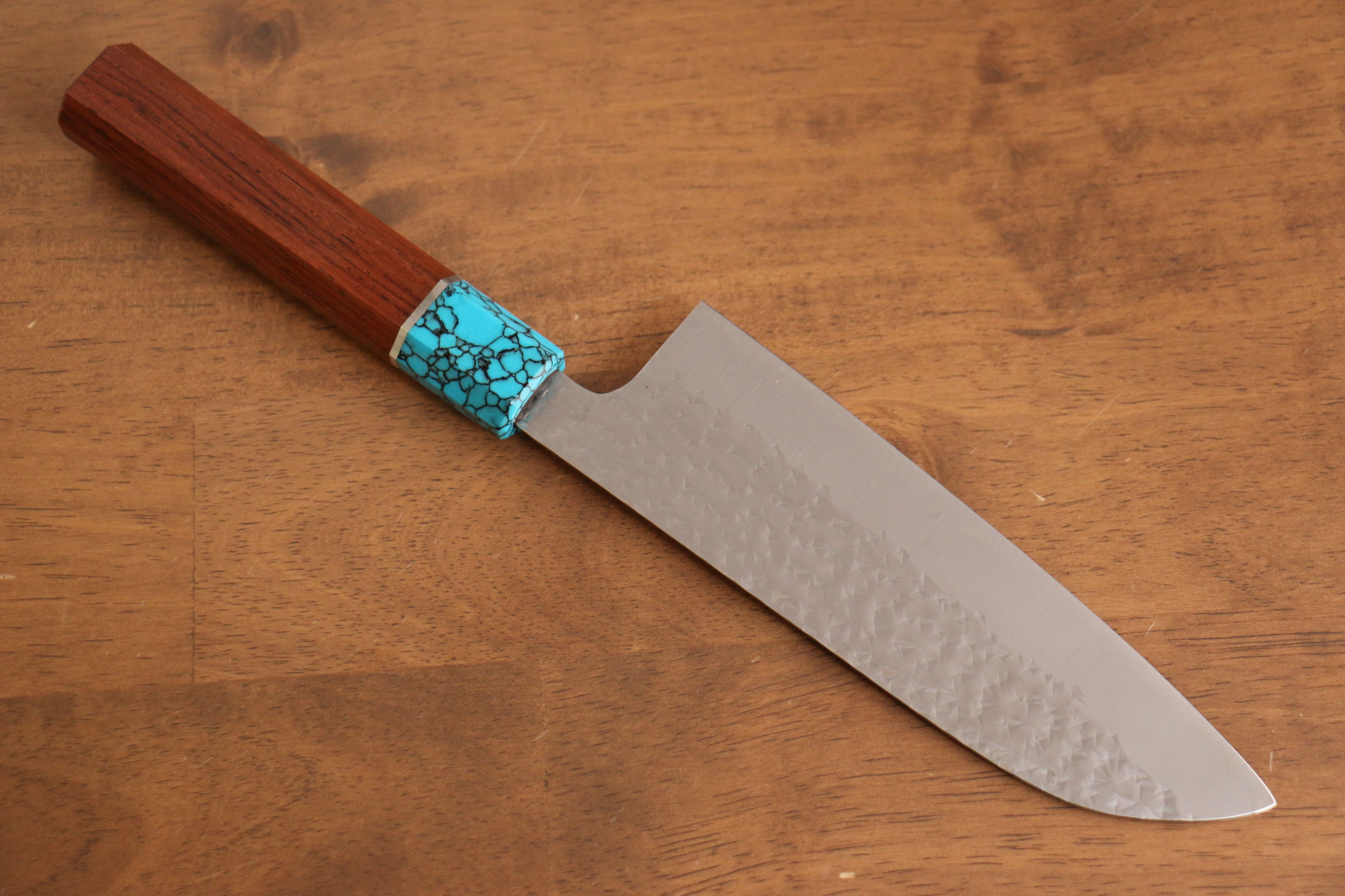 黑崎 優 閃光流 SG2 鎚目 三德刀 170mm 紫檀木(口輪:青色綠松石) 握把 - 清助刃物