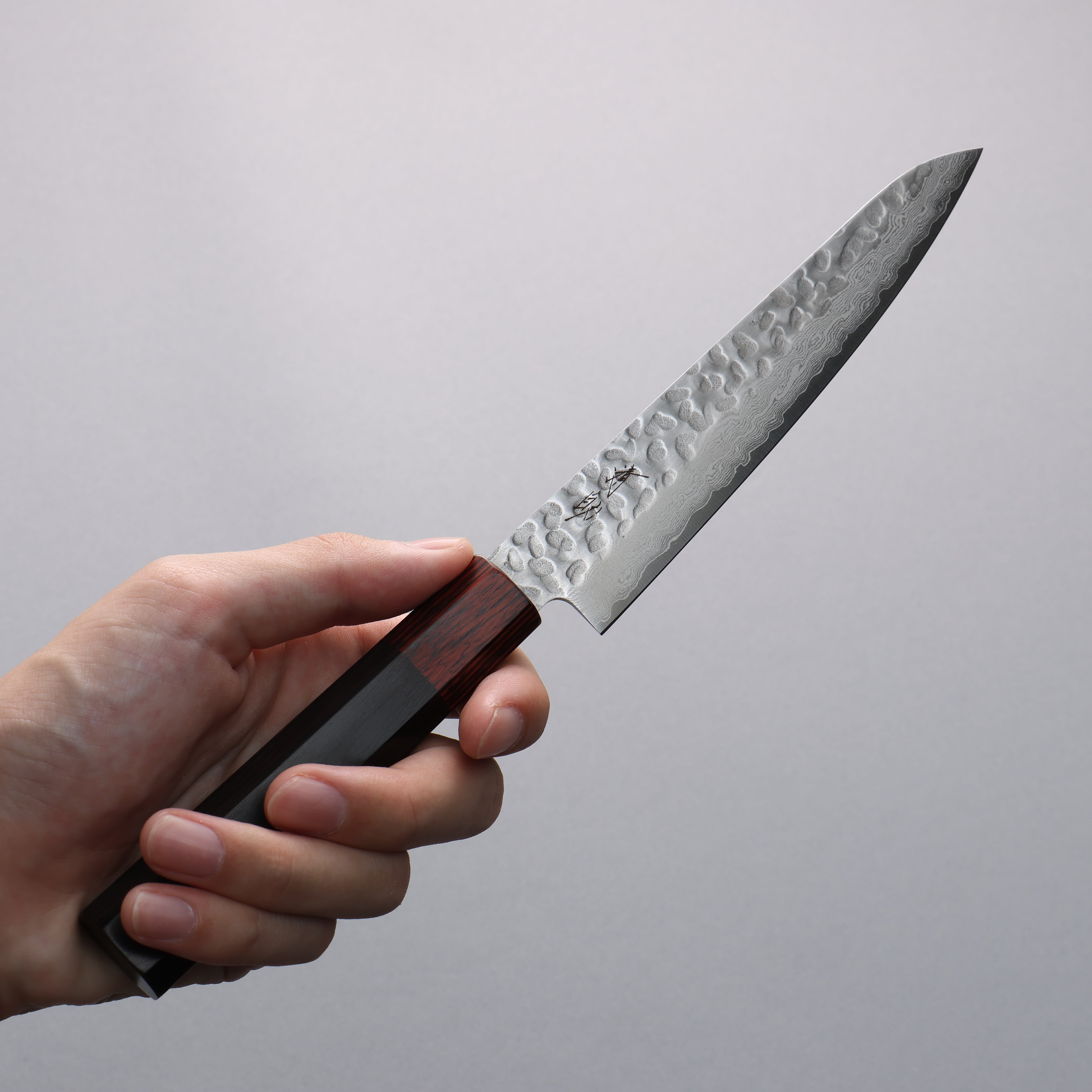 清助 VG10 33層大馬士革紋 鎚目 多用途小刀 150mm 黑合成木 握把 - 清助刃物