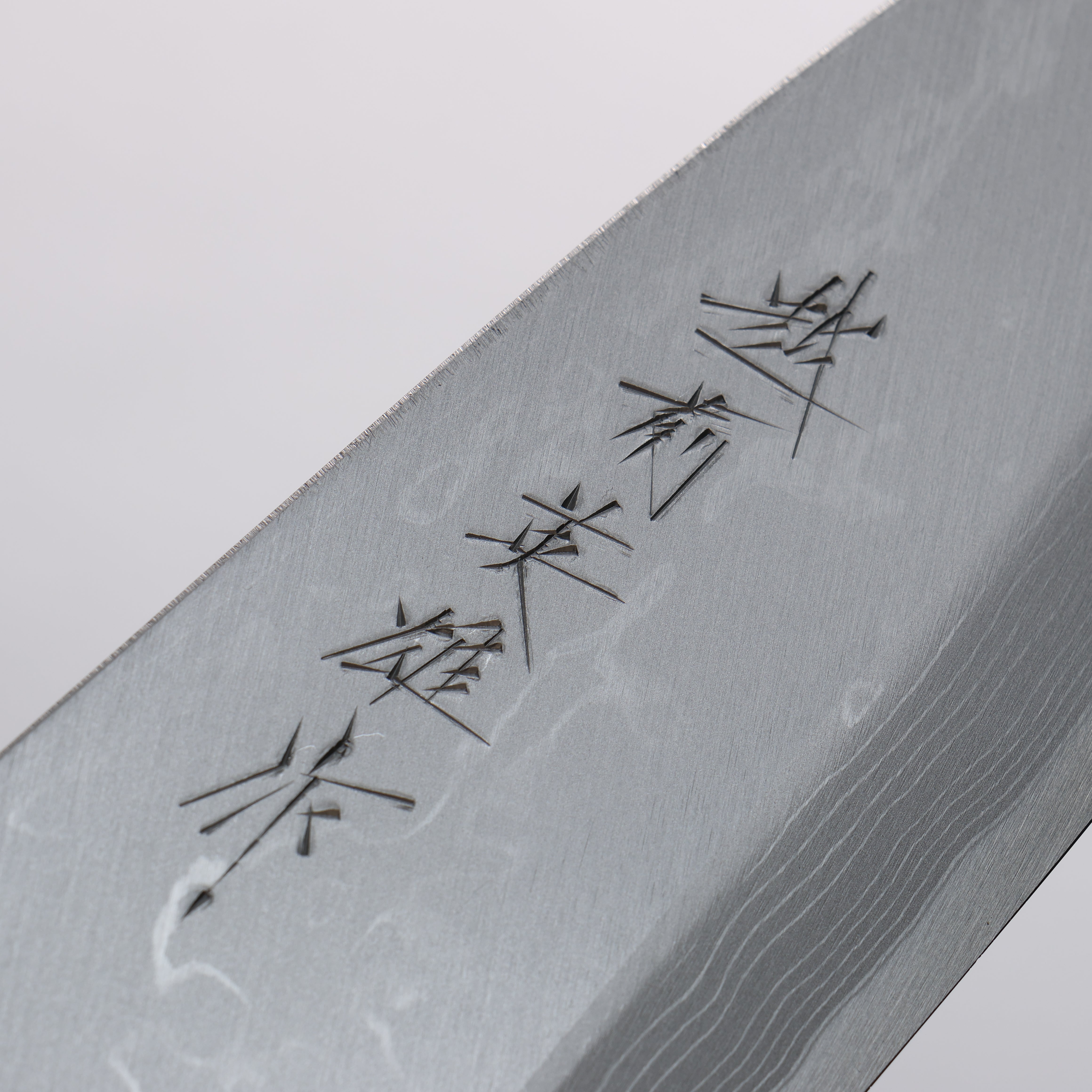 北岡 英雄 青鋼二號 大馬士革紋 出刃 180mm 紫檀木握把 - 清助刃物