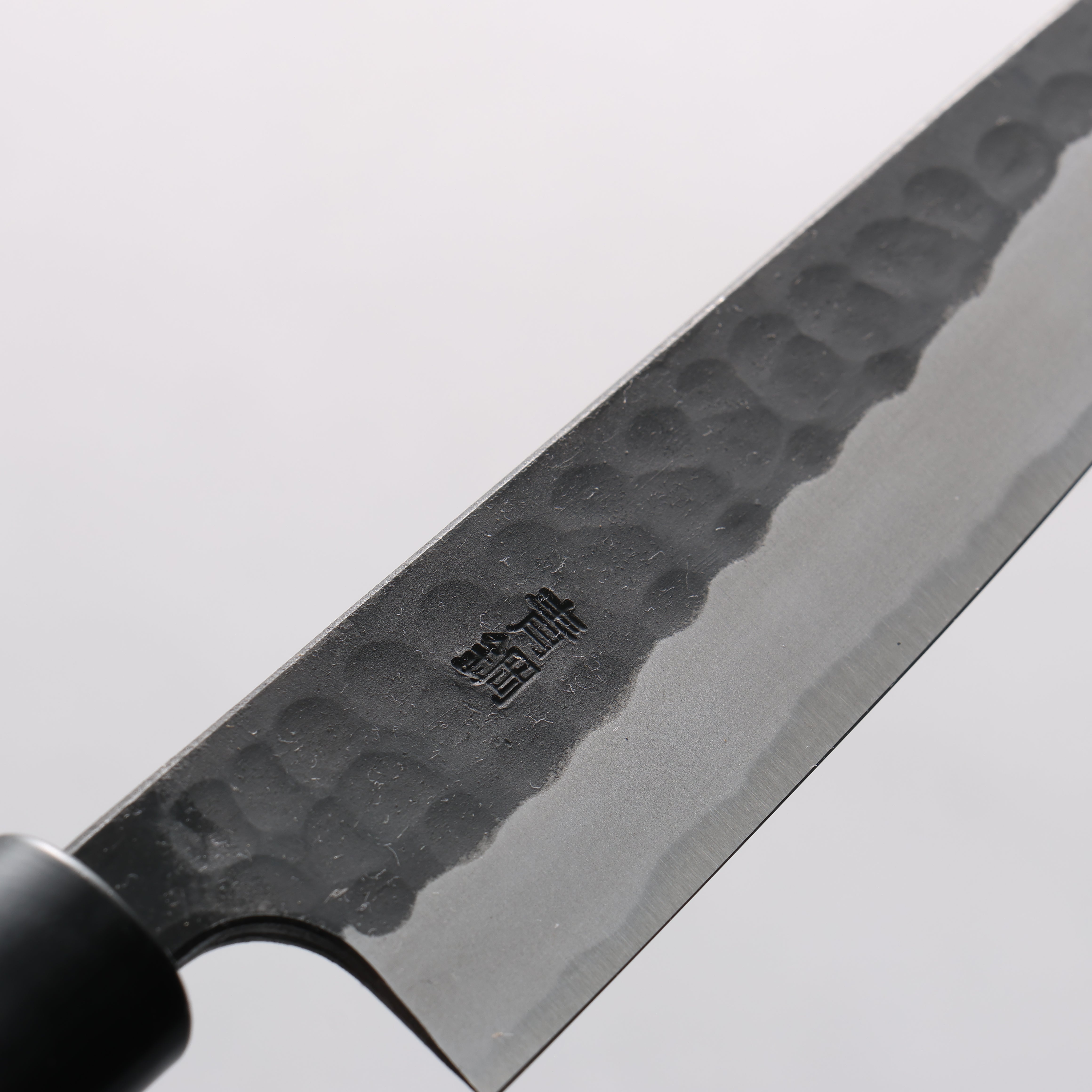 山本 直 安來青鋼 黑打 鎚目 多用途小刀 150mm 核桃木 握把 - 清助刃物