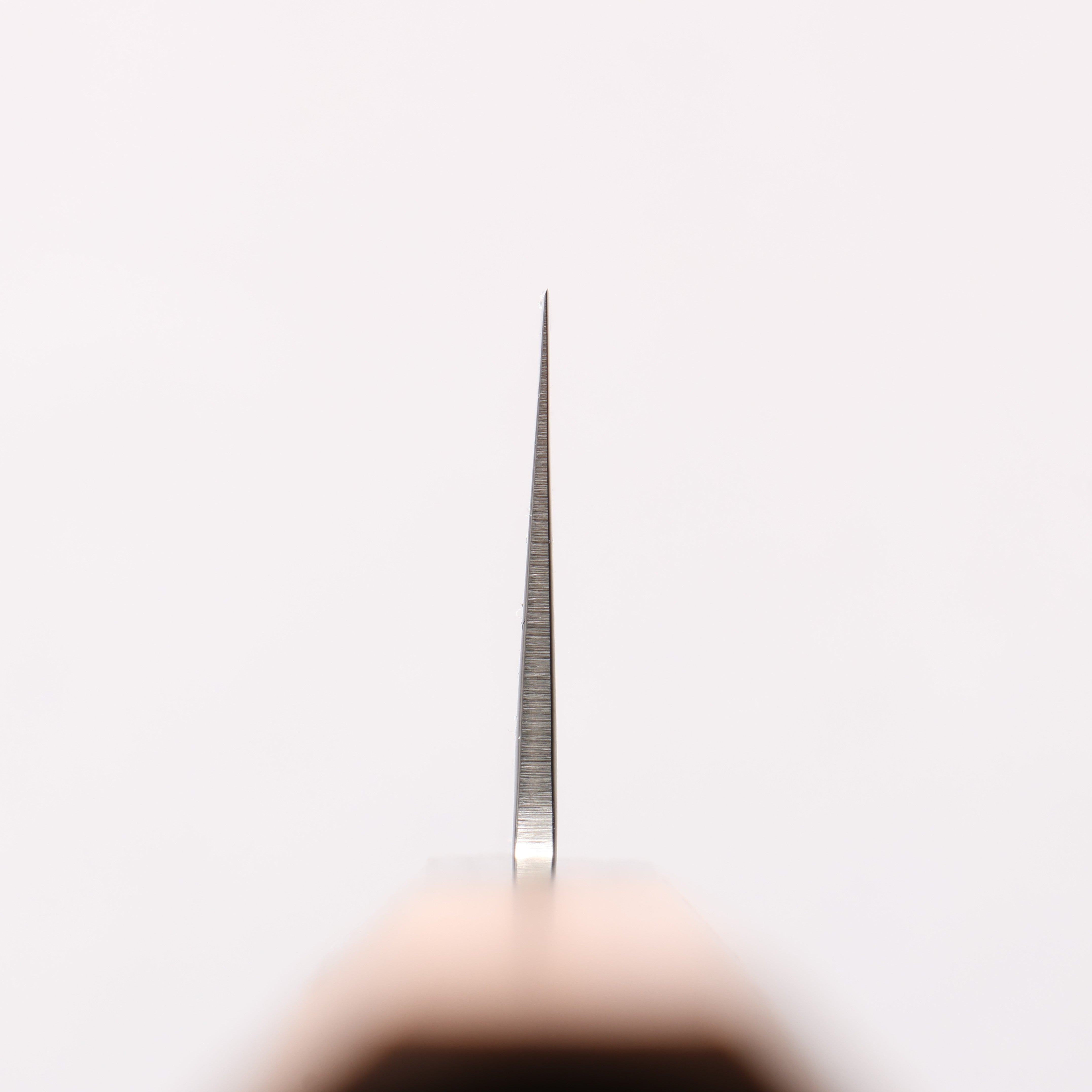 堺 孝行 VG10 33層大馬士革紋 牛刀 210mm 櫟木漆塗（黑伸）握把 - 清助刃物