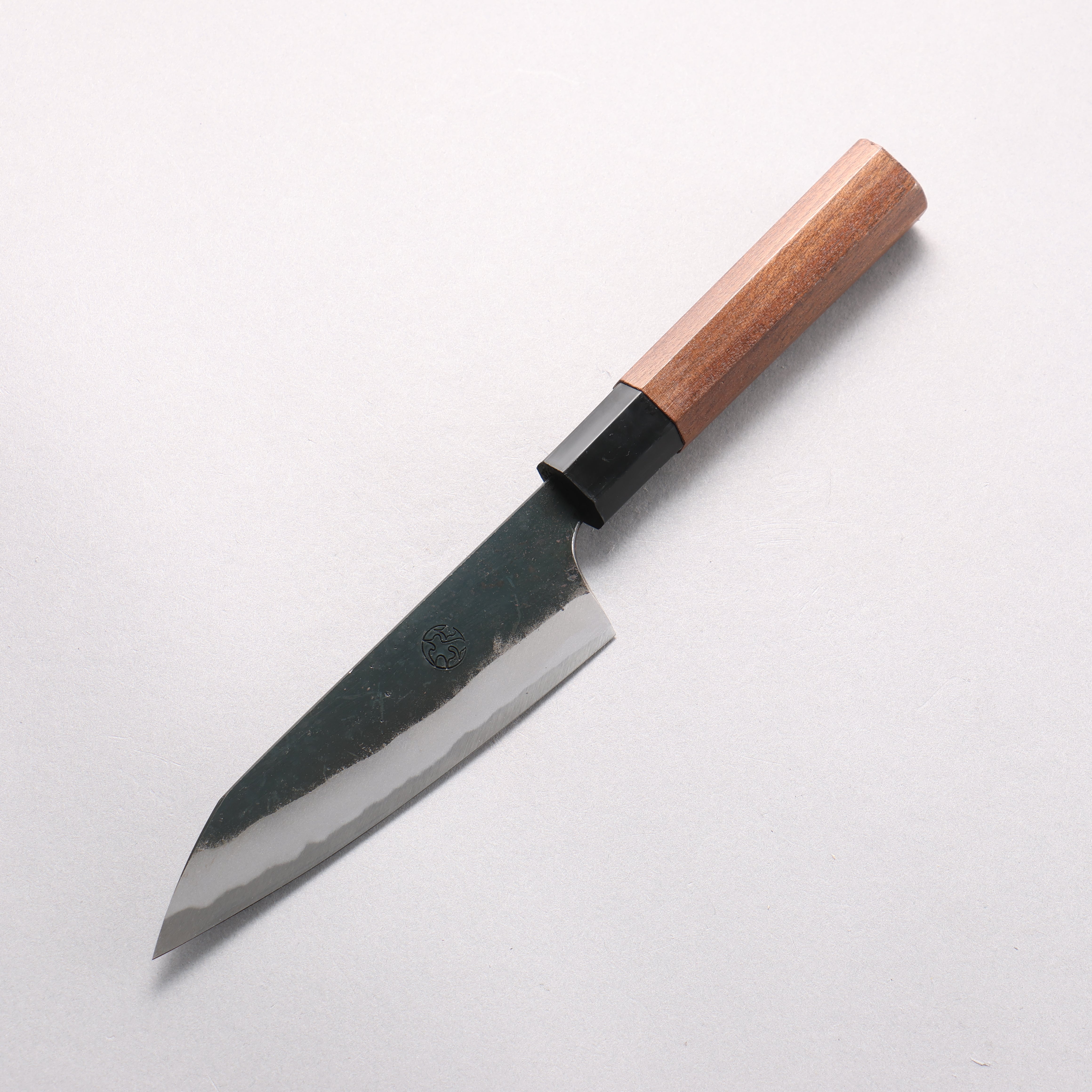 西田大祐 小春 白鋼一號 黑打 多用途小刀 130mm 核桃木 握把 - 清助刃物
