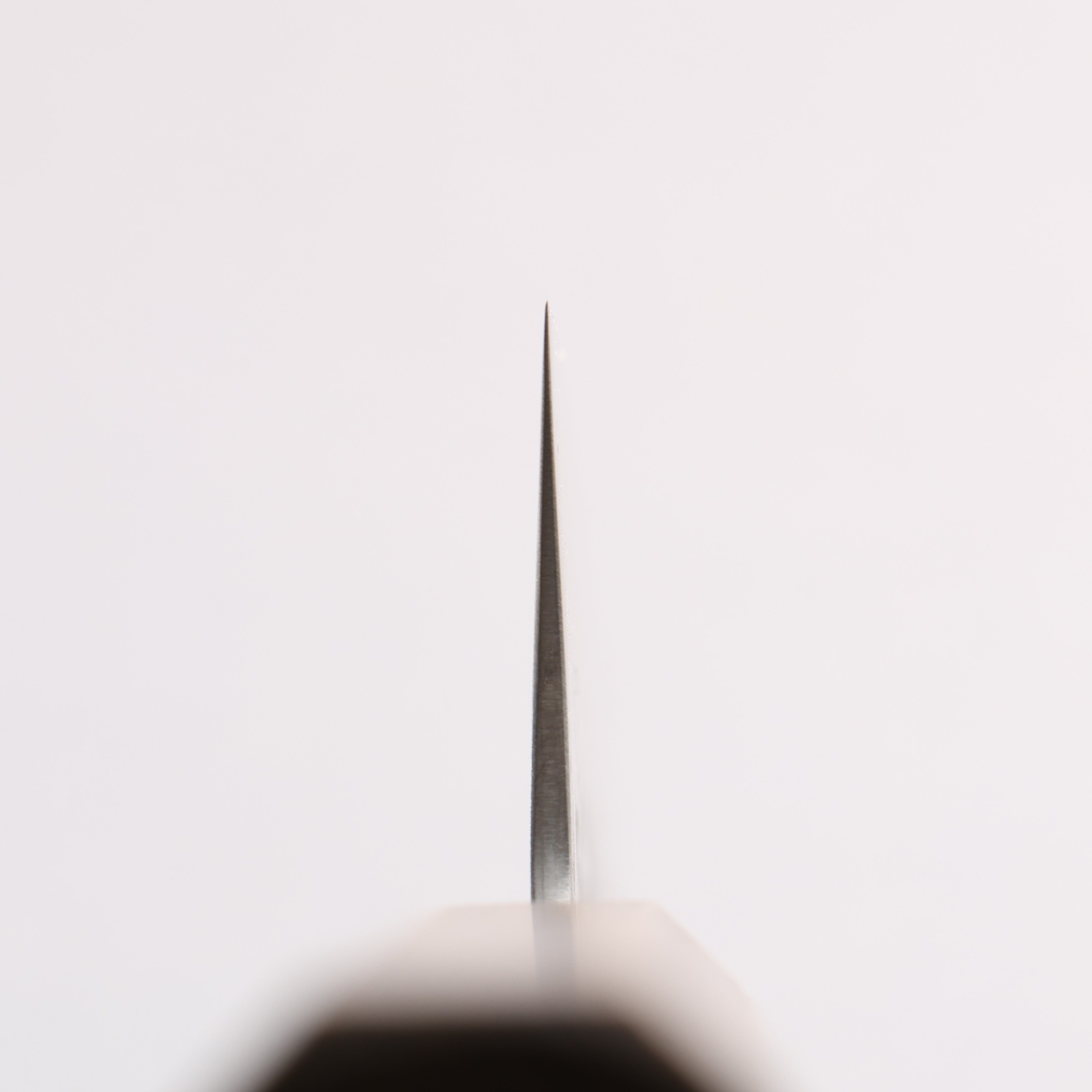 翁流 白鋼一號 鎚目 牛刀 210mm 橡木 握把 - 清助刃物