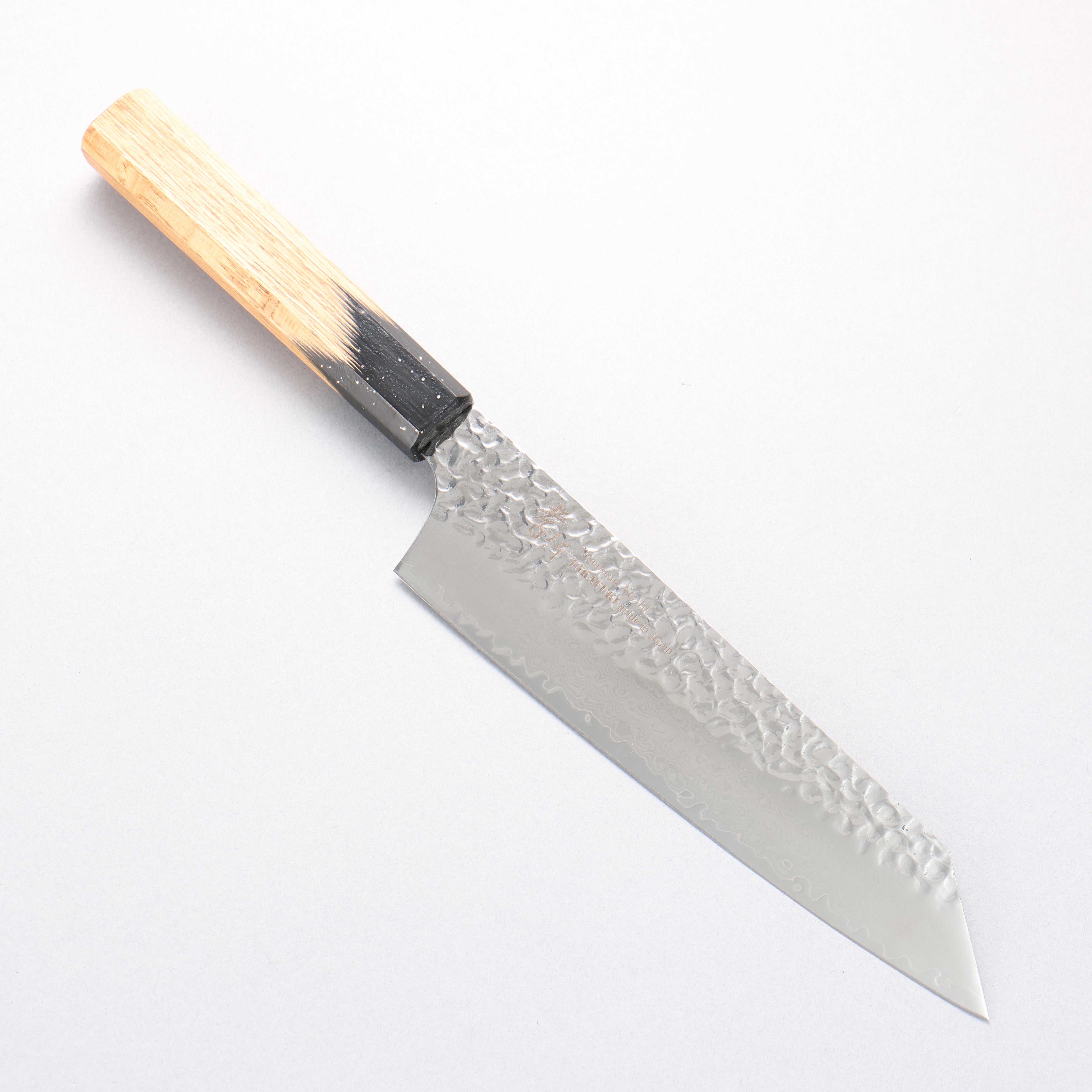 堺 孝行 VG10 33層大馬士革紋 劍型牛刀 190mm 櫟木漆塗（黑伸）握把 - 清助刃物