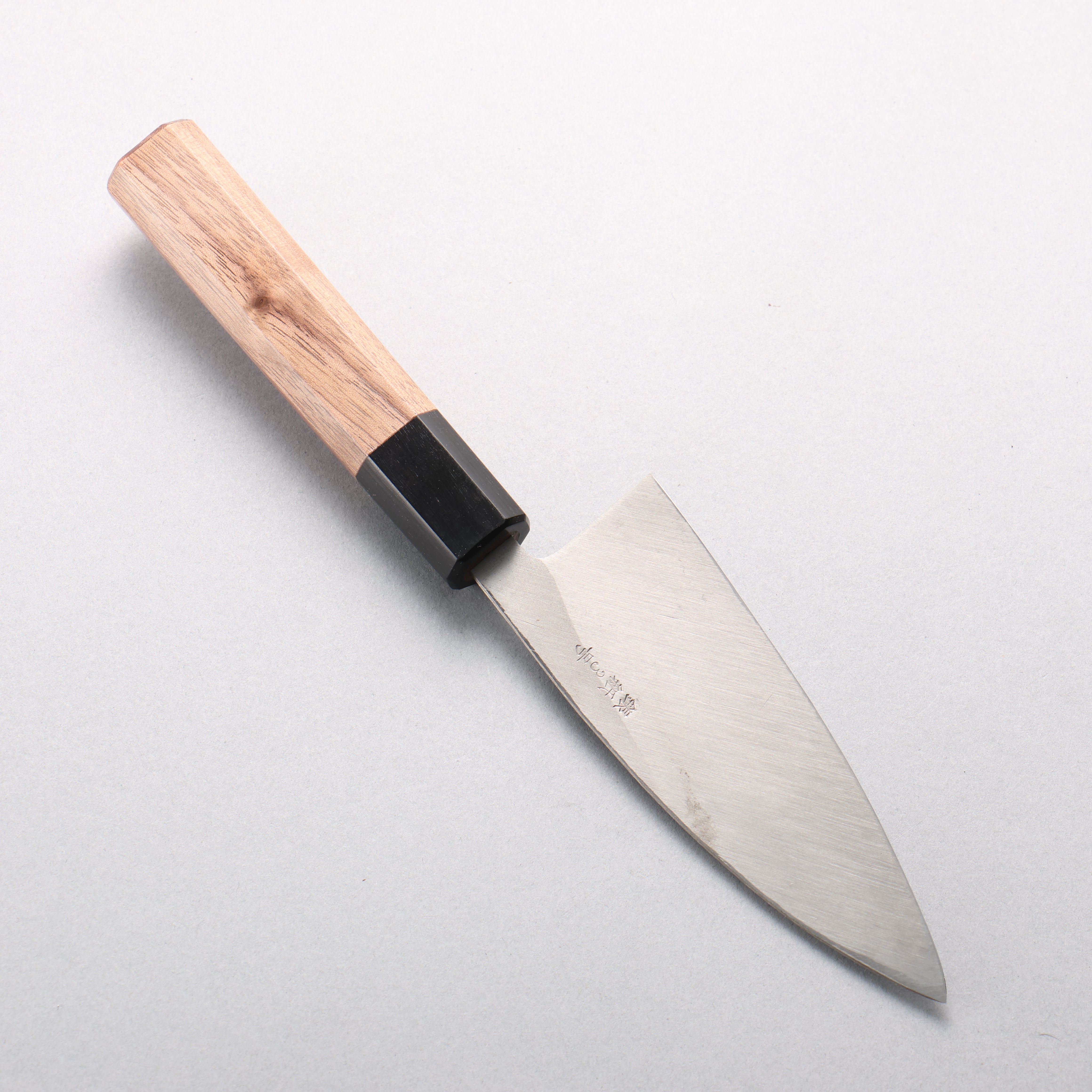 清助 銀三鋼 鎚目 (丸) 竹筴魚刀 120mm 核桃木 握把 - 清助刃物