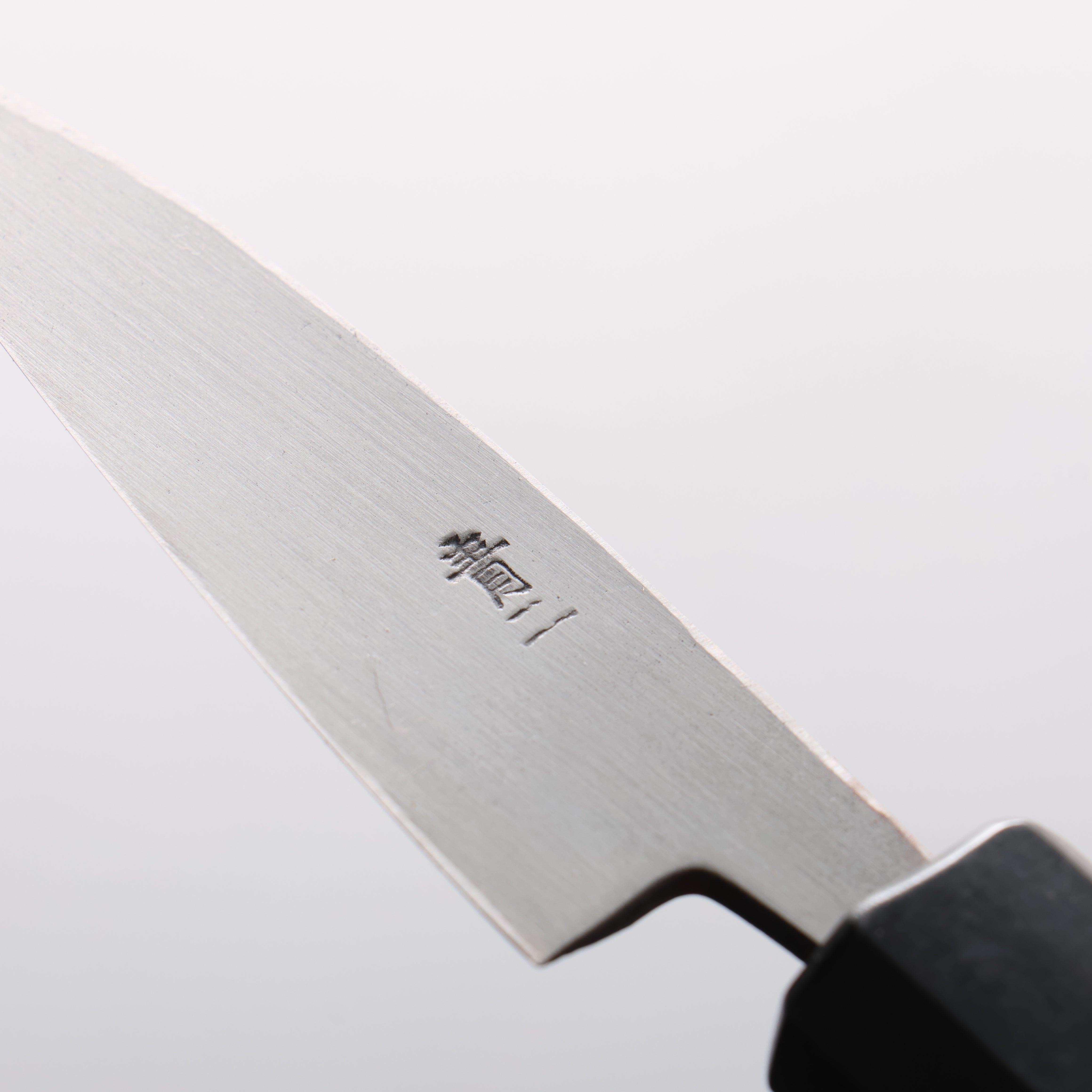 清助 青鋼二號 黑打 竹筴魚刀 75mm 核桃木 握把 - 清助刃物