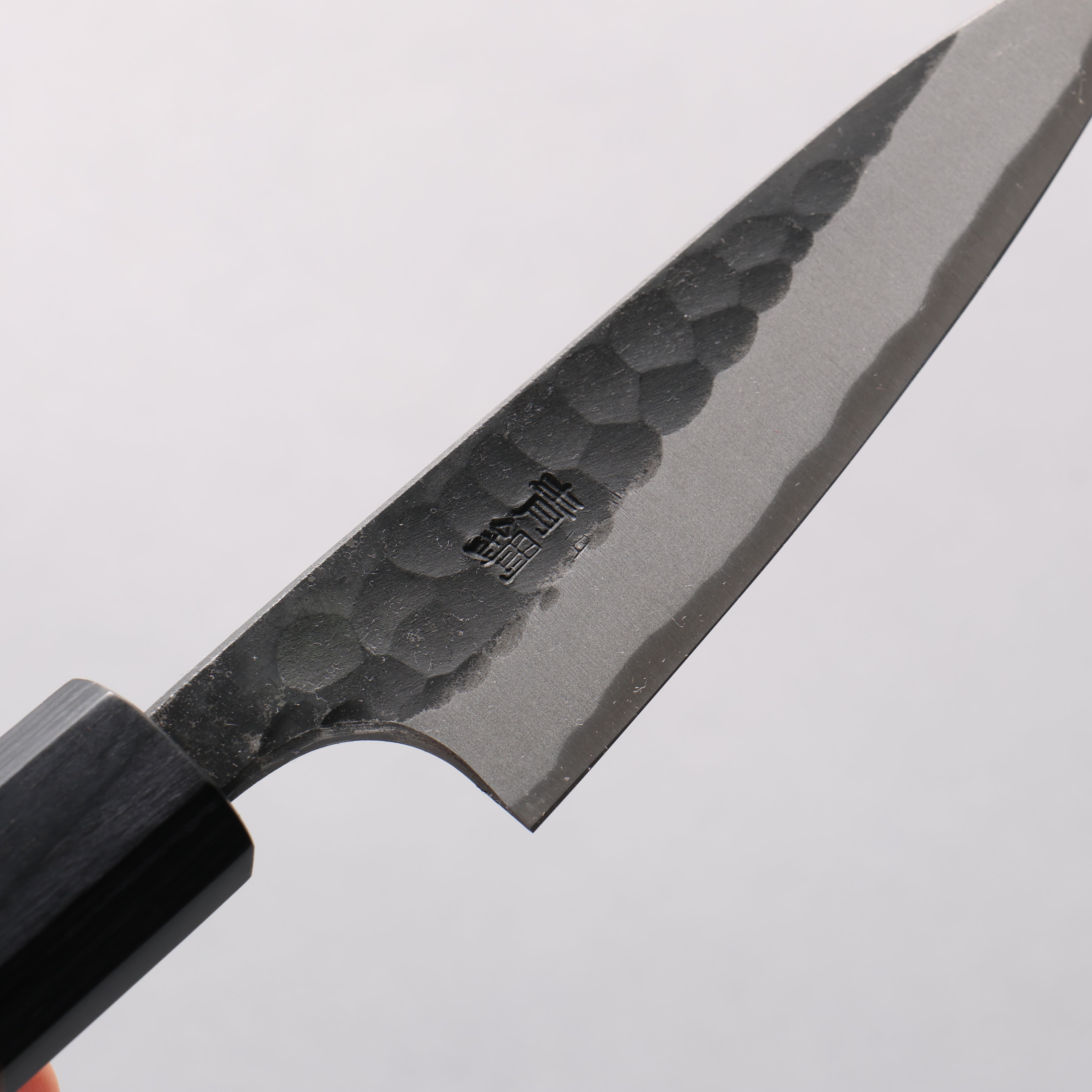 山本 直 超級青鋼 黑打 鎚目 (丸) 多用途小刀 100mm 树脂浸渍枫木 握把