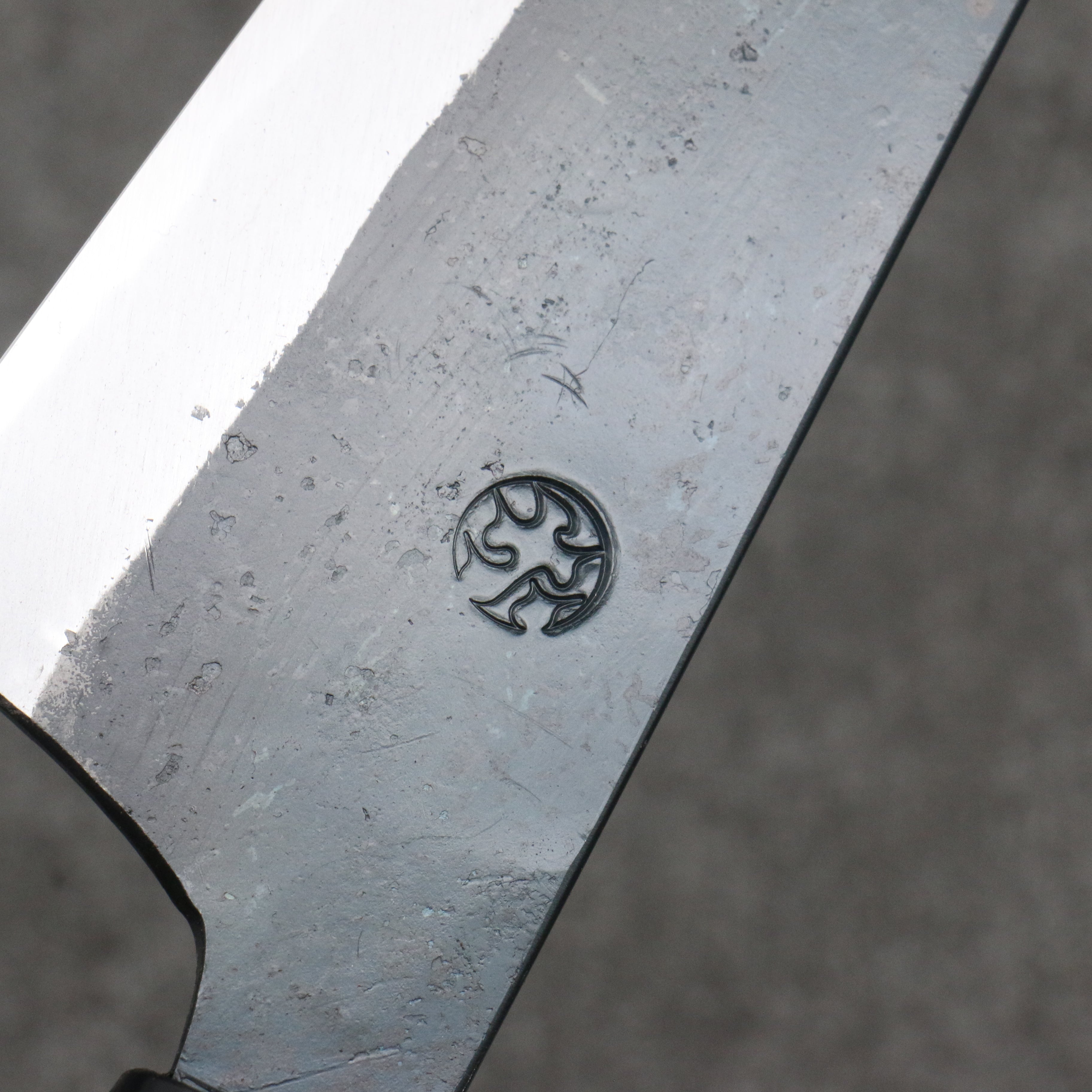 西田大祐 白鋼一號 黑打 三德刀 165mm 櫻桃木 握把 - 清助刃物