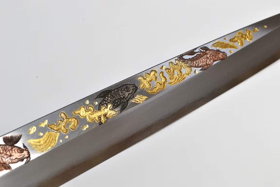 堺 孝行 窪田金屬飾雕刻 昇鯉 白鋼 霞研 柳刃 270mm 木蘭（口輪：水牛角） 握把