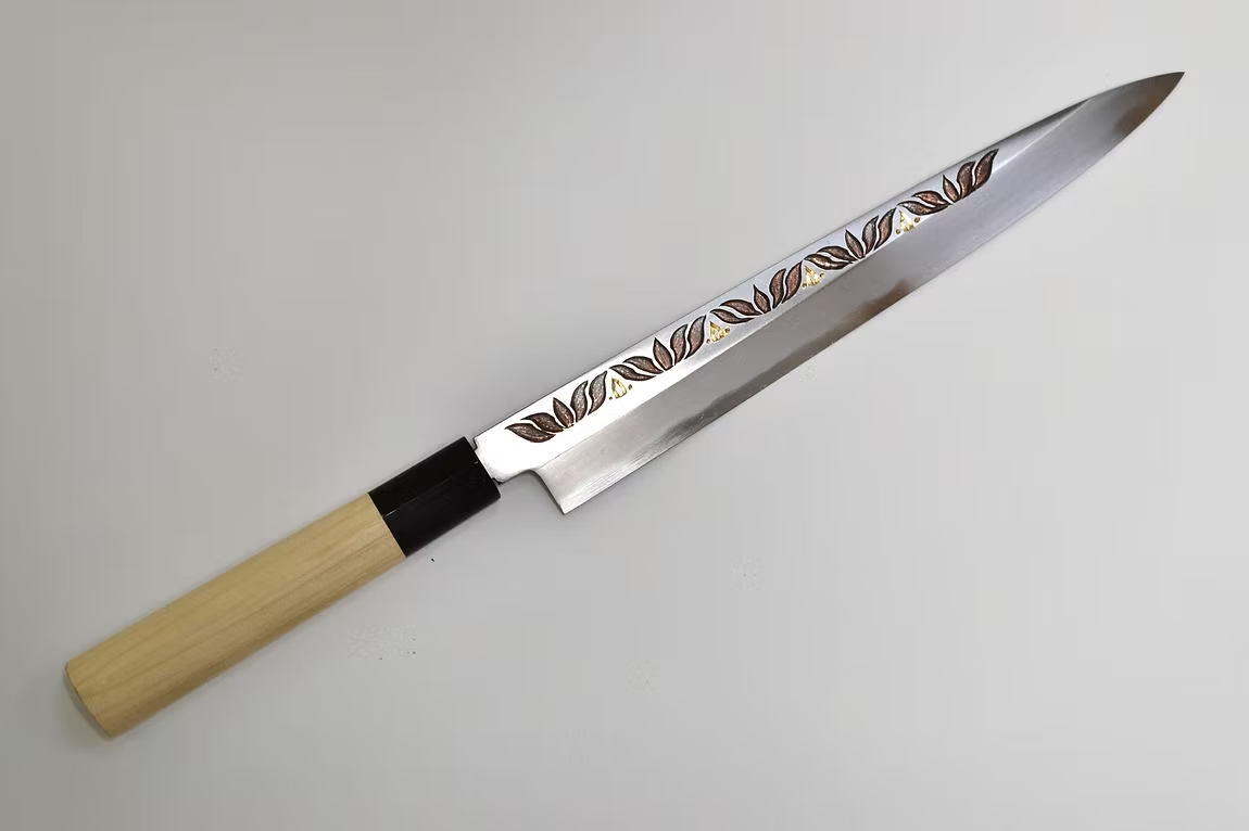 堺 孝行 窪田金屬飾雕刻 蓮花 白鋼 霞研 柳刃 270mm 木蘭（口輪：水牛角） 握把