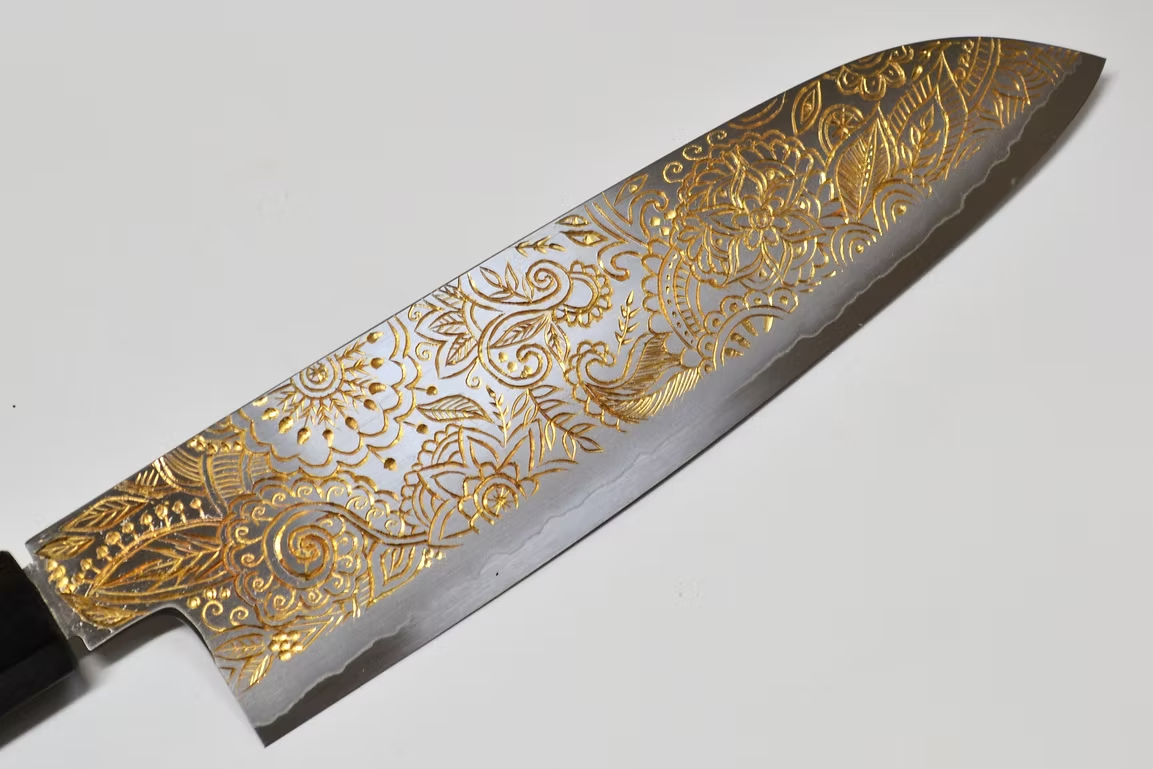 堺 孝行 窪田金雕刻 曼荼羅 銀三鋼 三德刀 180mm 黑檀（口輪：黑水牛銀輪） 握把
