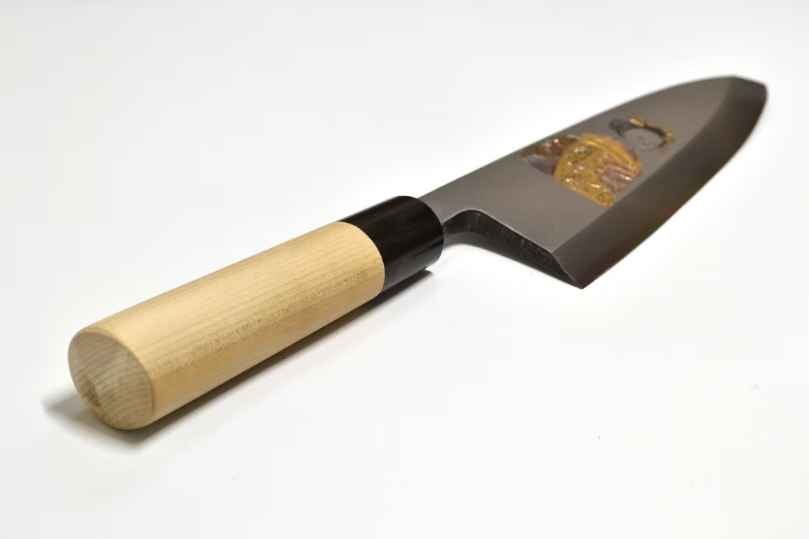 堺 孝行 窪田金屬飾雕刻 藝者 白鋼 霞研 出刃 240mm 木蘭（口輪：水牛角） 握把