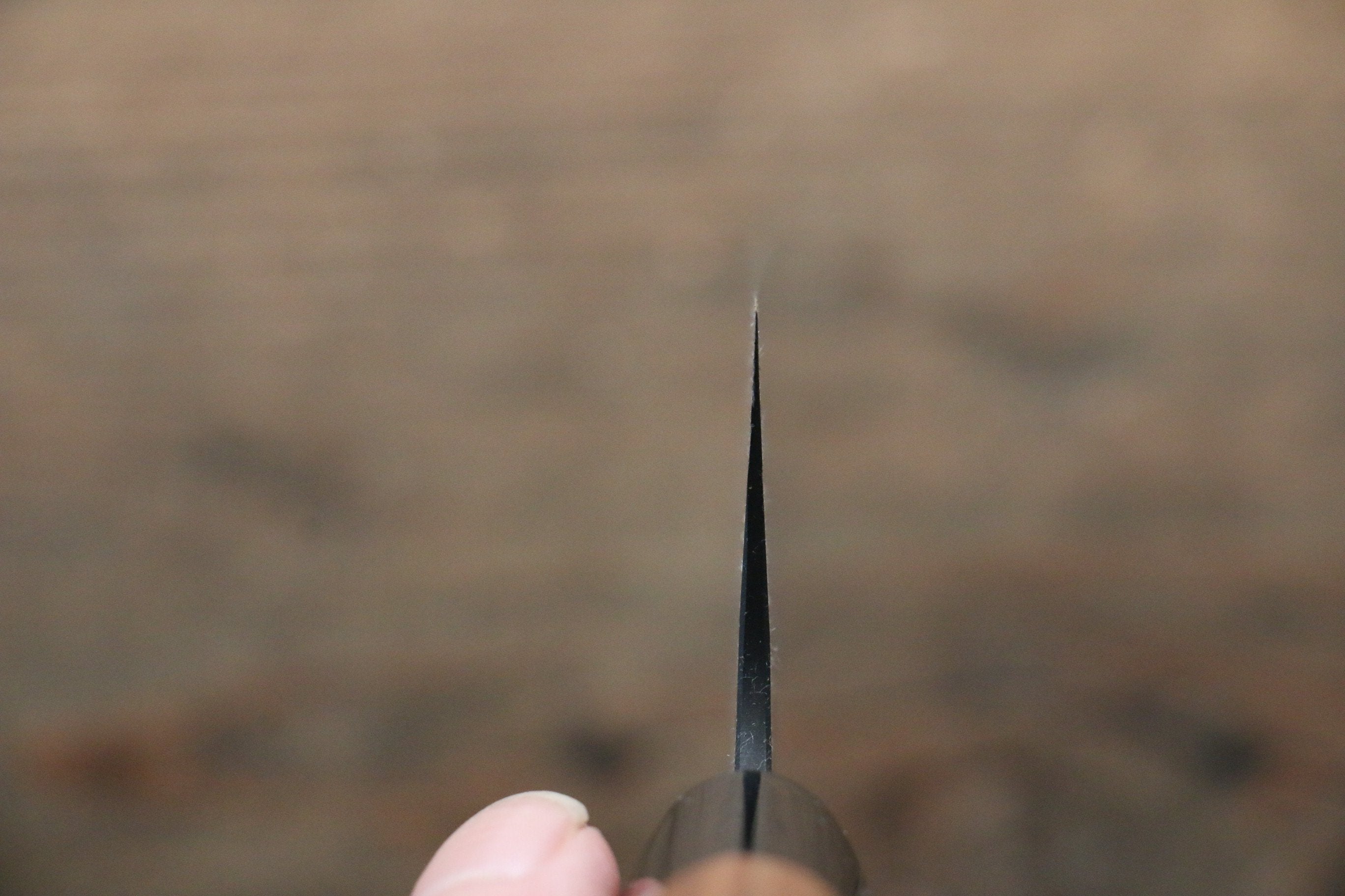 尾形 峻吾 白鋼二號 黑打 三德刀 165mm 核桃木 握把 - 清助刃物