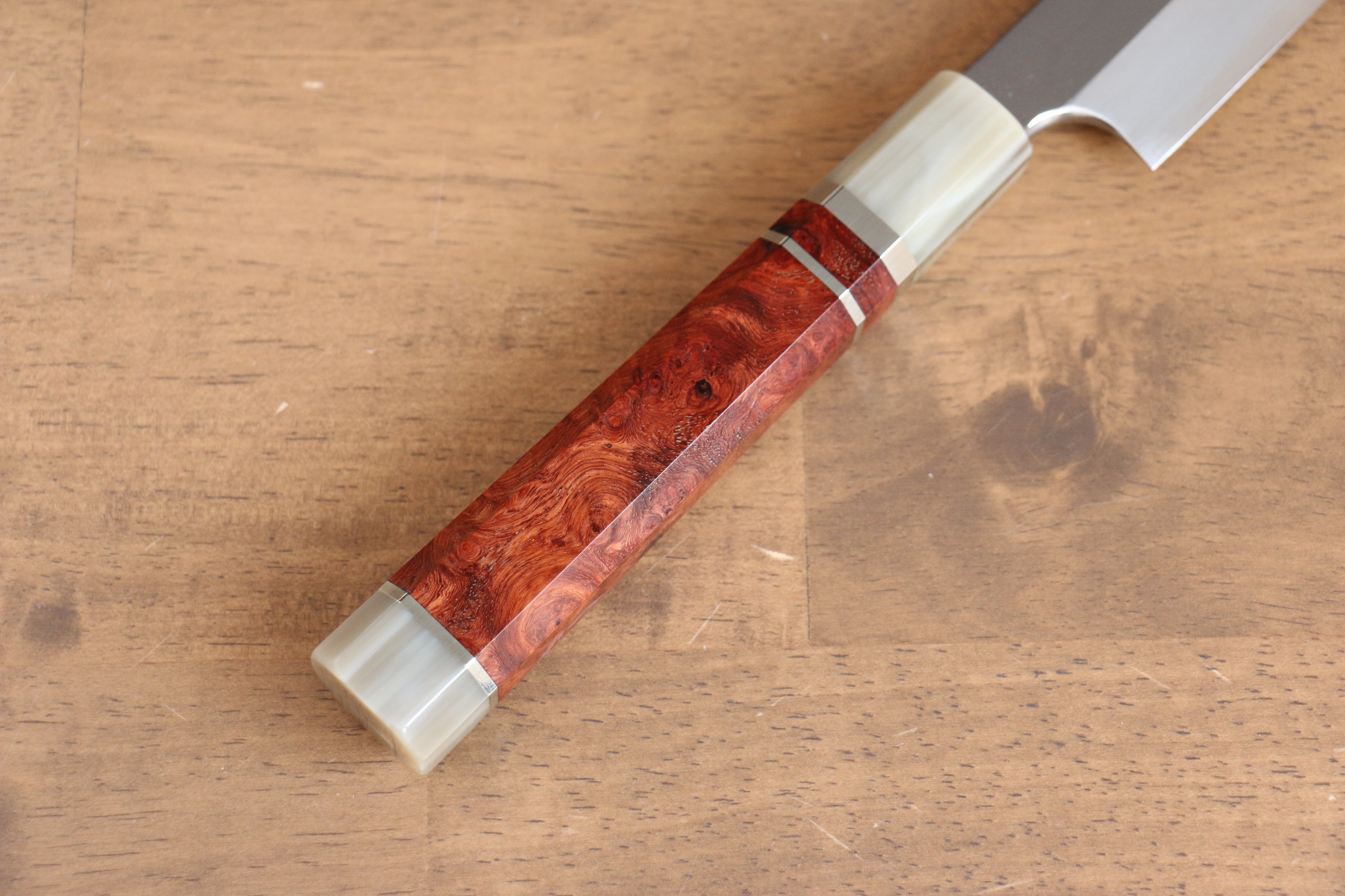 黑崎 優 青鋼二號 鏡面處理 柳刃  330mm 花梨木（兩側帶水牛環型設計） 握把 - 清助刃物