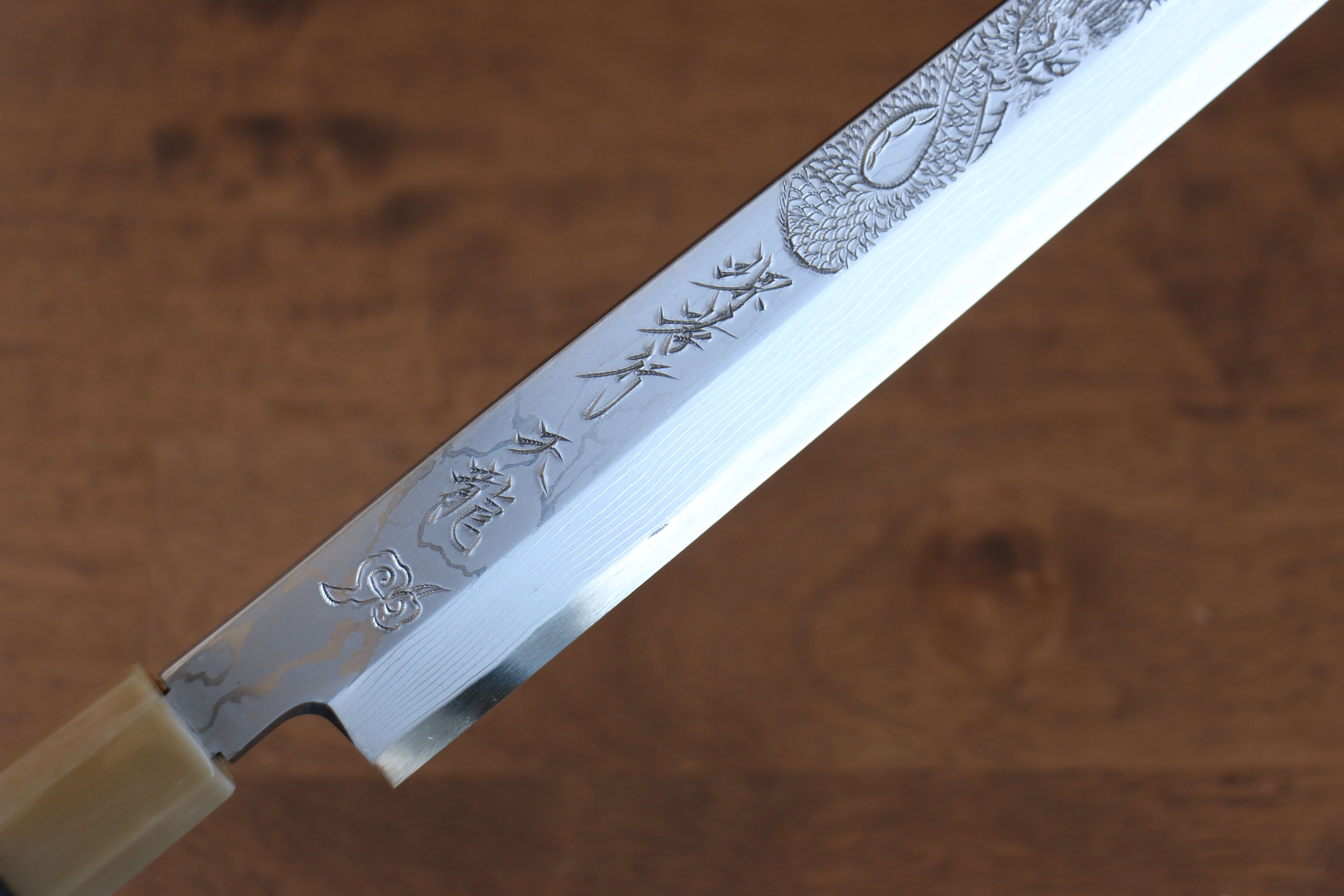 堺 孝行 天龍 Uzushio 渦潮 青鋼二號 刻有龍的圖樣 柳刃  300mm 紅黑檀 握把 附刀鞘 - 系列商品之2 - 清助刃物