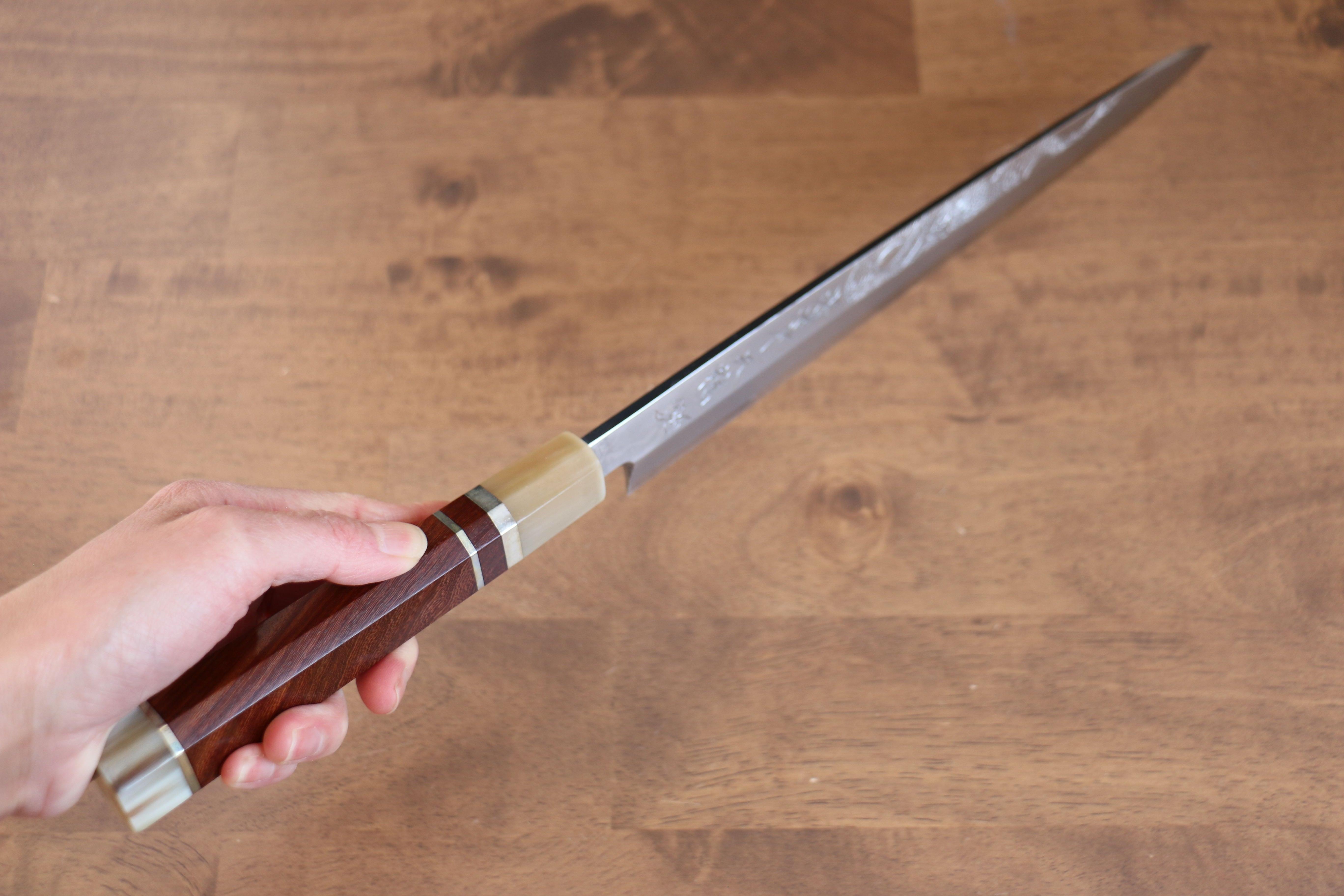 堺 孝行 天龍 Uzushio 渦潮 青鋼二號 刻有龍的圖樣 柳刃  300mm 紅黑檀 握把 附刀鞘 - 系列商品之2 - 清助刃物