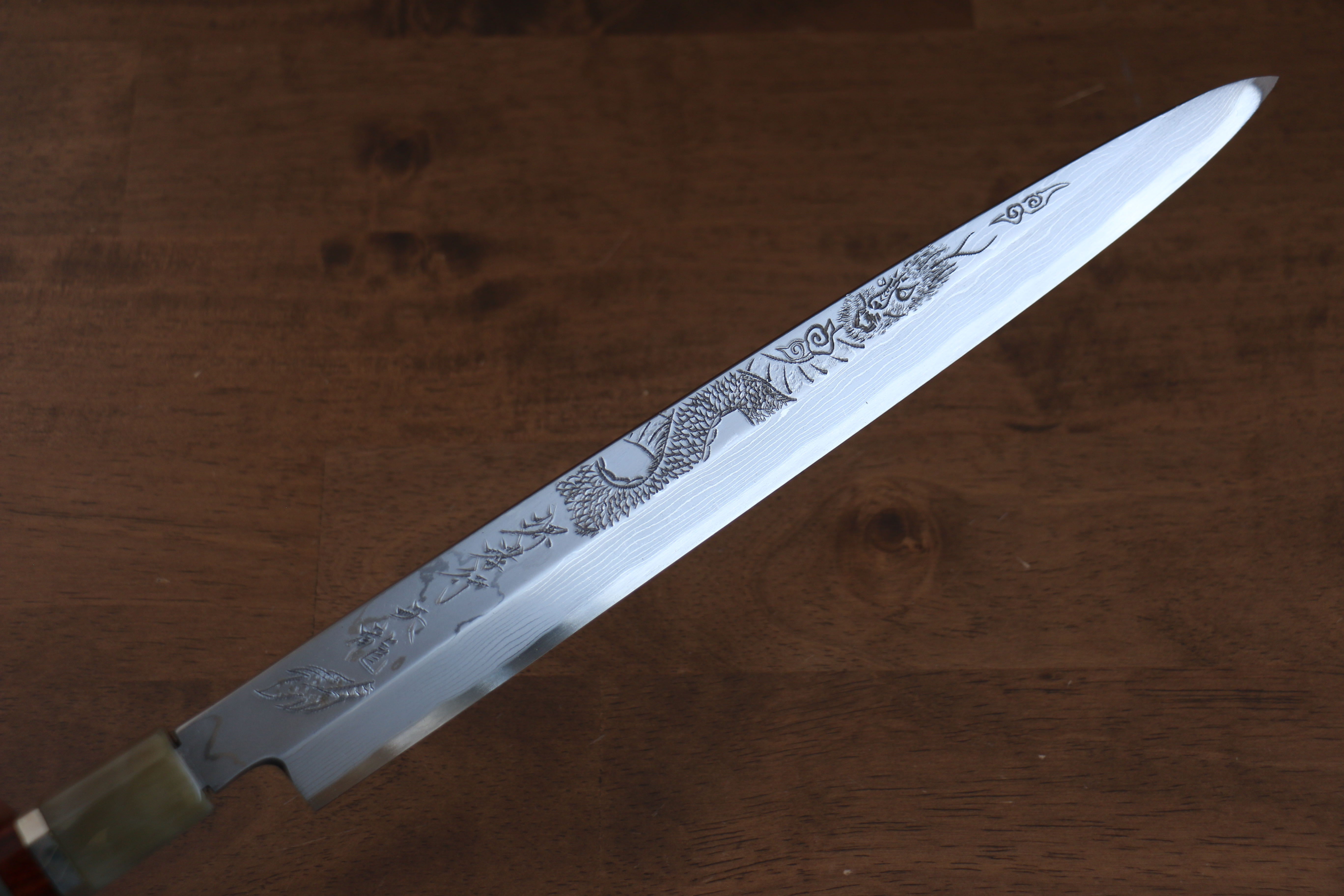 堺 孝行 天龍 Uzushio 渦潮 青鋼二號 刻有龍的圖樣 柳刃  300mm 紅黑檀 握把 附刀鞘 - 系列商品之3 - 清助刃物