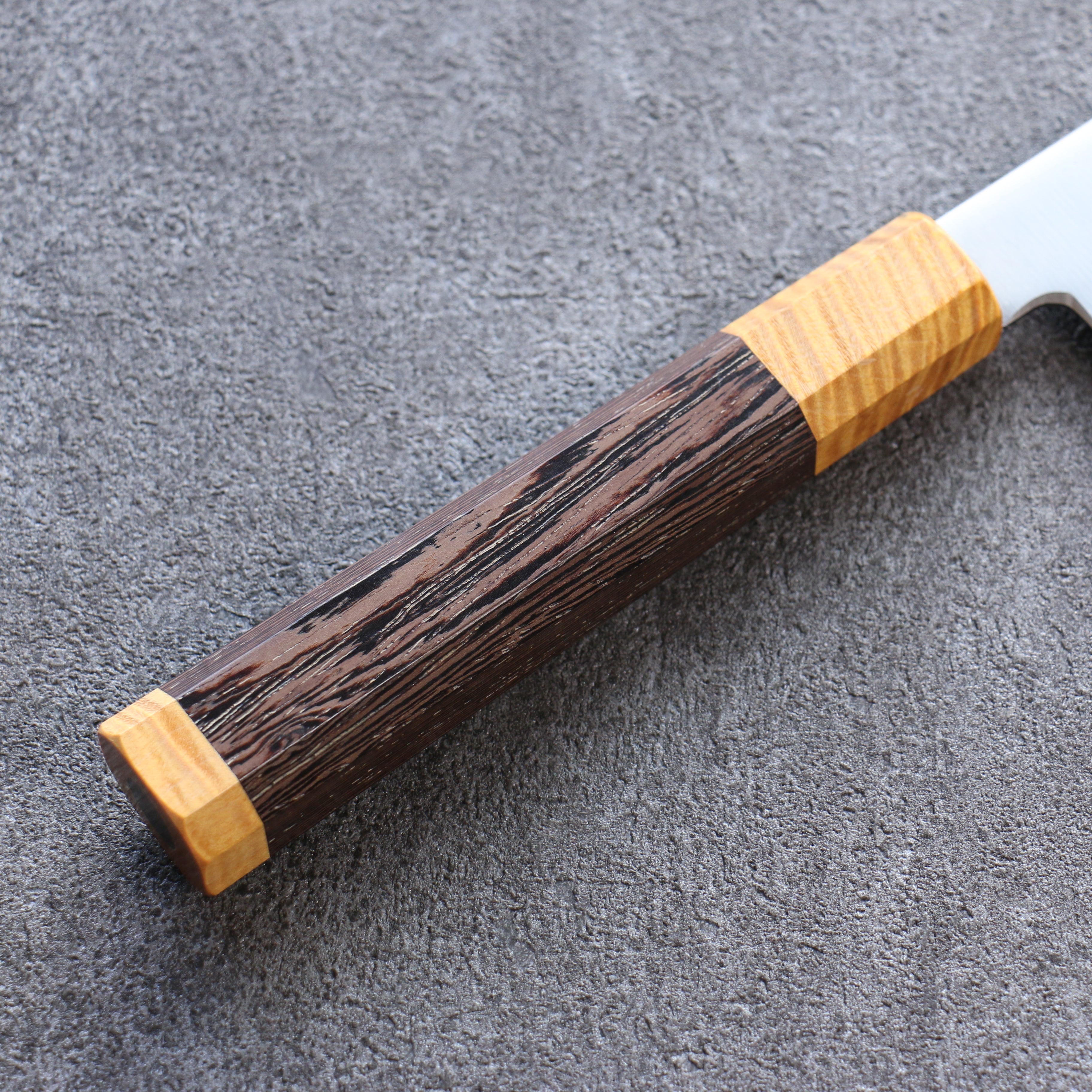 堺 孝行 Antares 托帕石 瑞典鋼 牛刀  240mm 雞翅木（兩側黃口輪） 握把 - 清助刃物