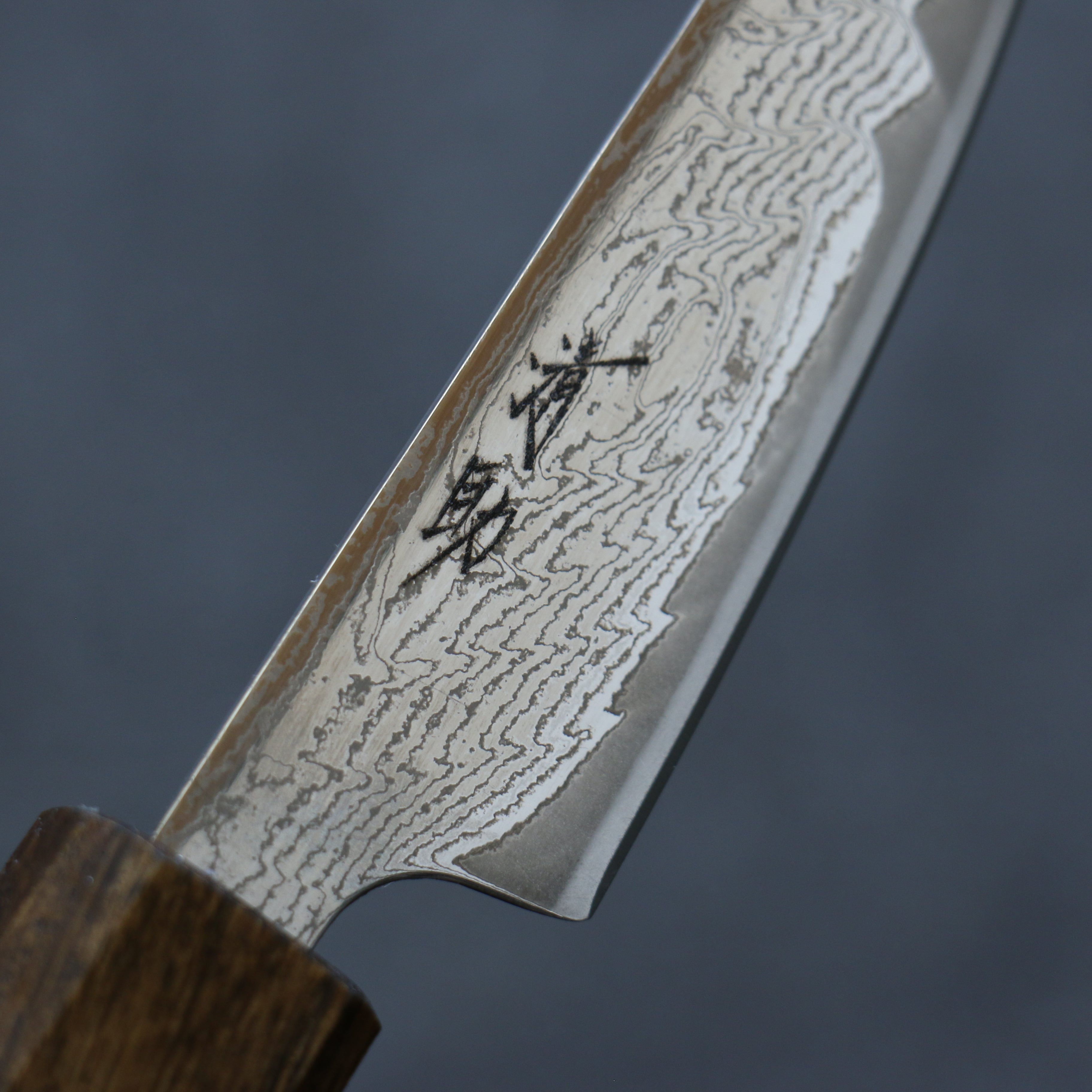 清助 海浪 AUS10 鏡面處理 大馬士革紋 多用途小刀  80mm 橡木 握把 - 清助刃物